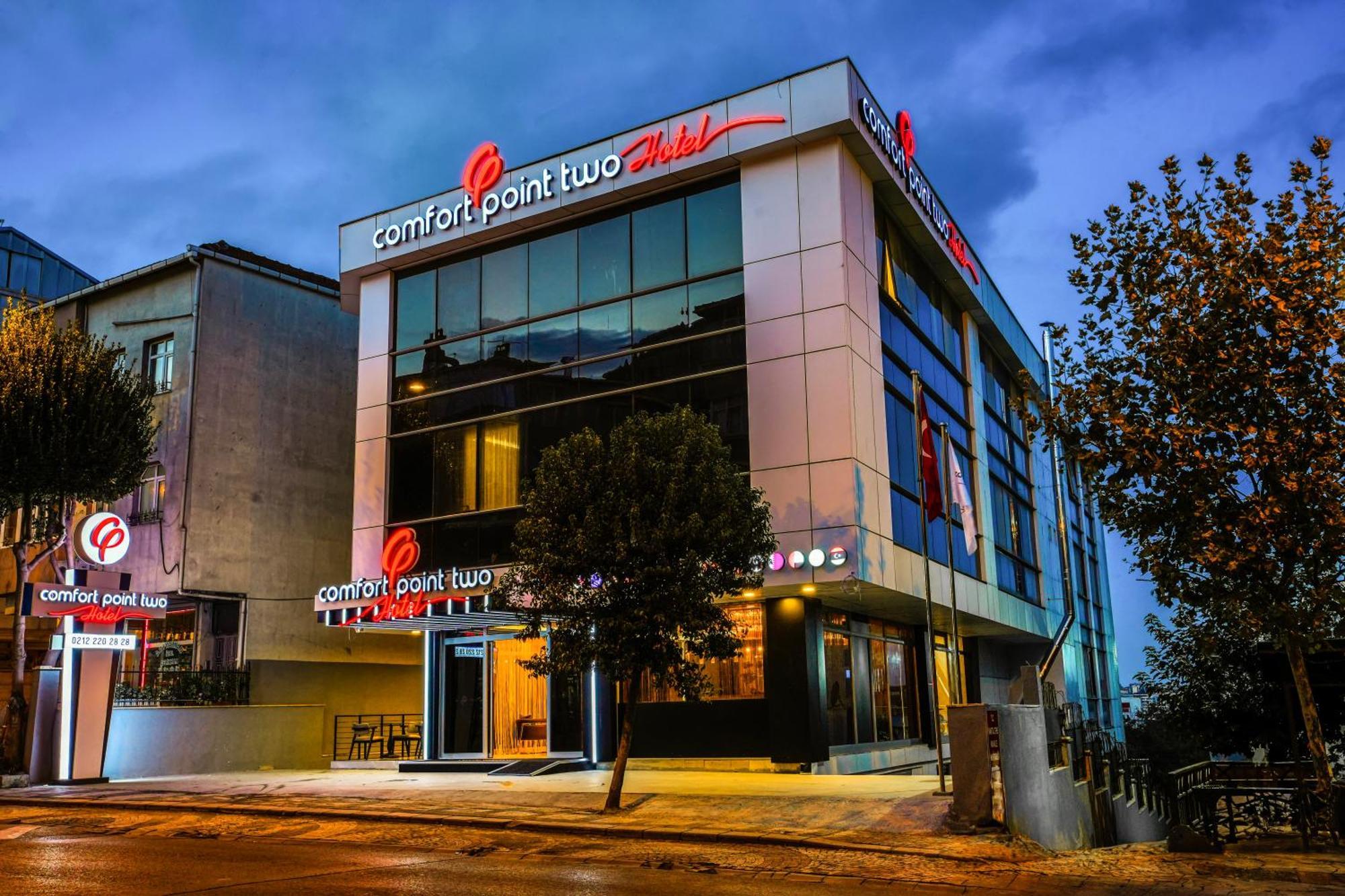 Comfort Point Two Hotel 3*