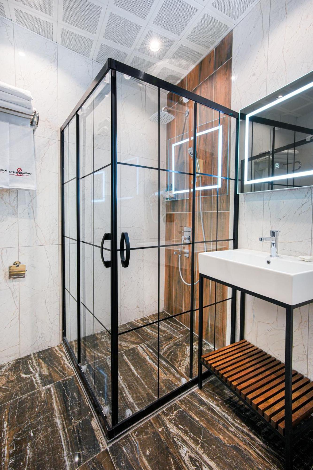 Comfort Point Two Hotel 3*