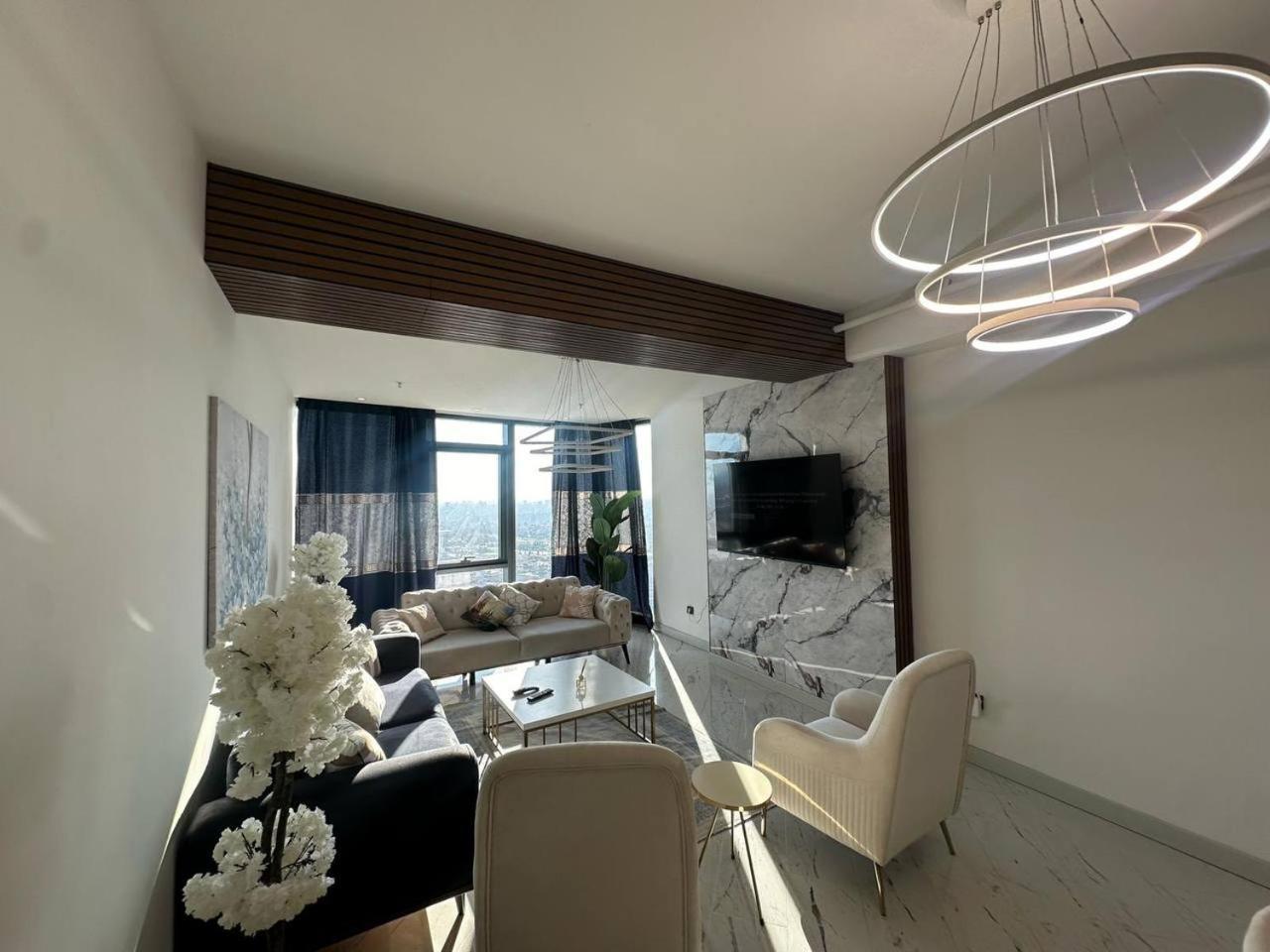 Stylish In Heart Of Sisli Floor 40 Apartment *
