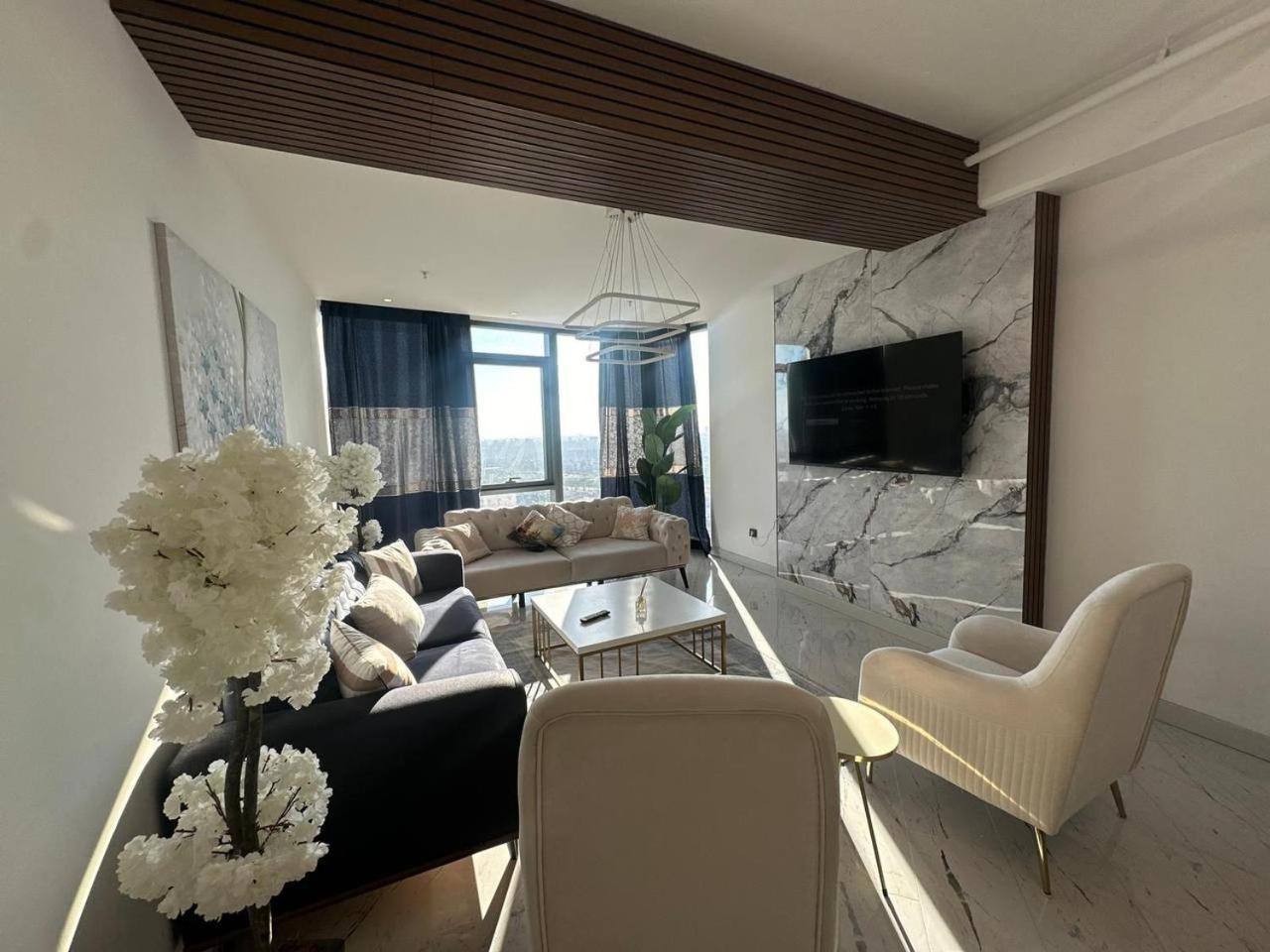 Stylish In Heart Of Sisli Floor 40 Apartment *