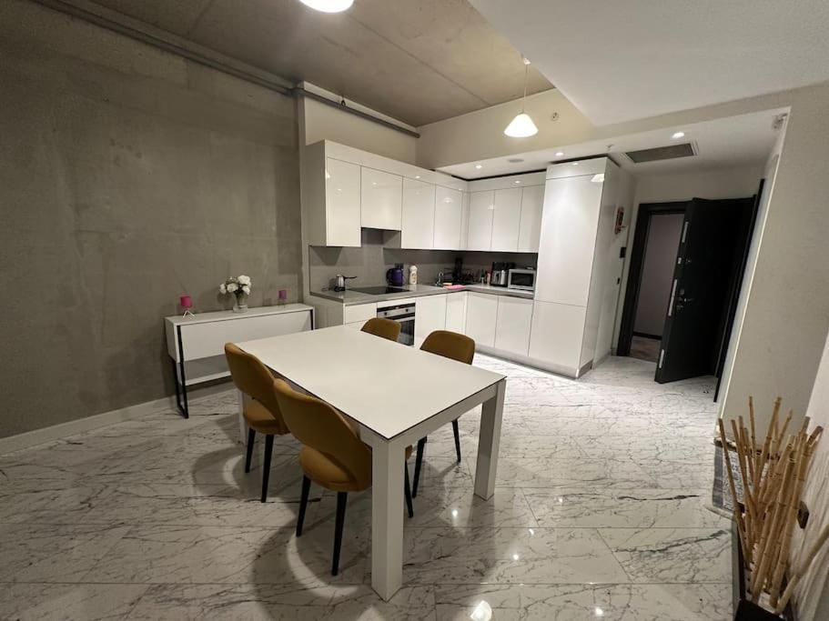 Luxury With Gym And Pool Floor40 Istanbul