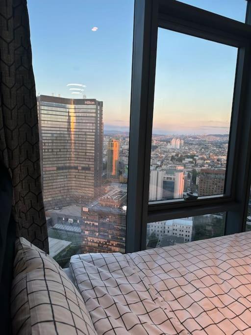 Lavish 40 Floor Skyviwe Ist Apartment