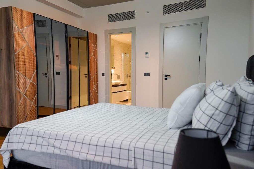 Apartment Lavish 40 Floor Skyviwe Ist