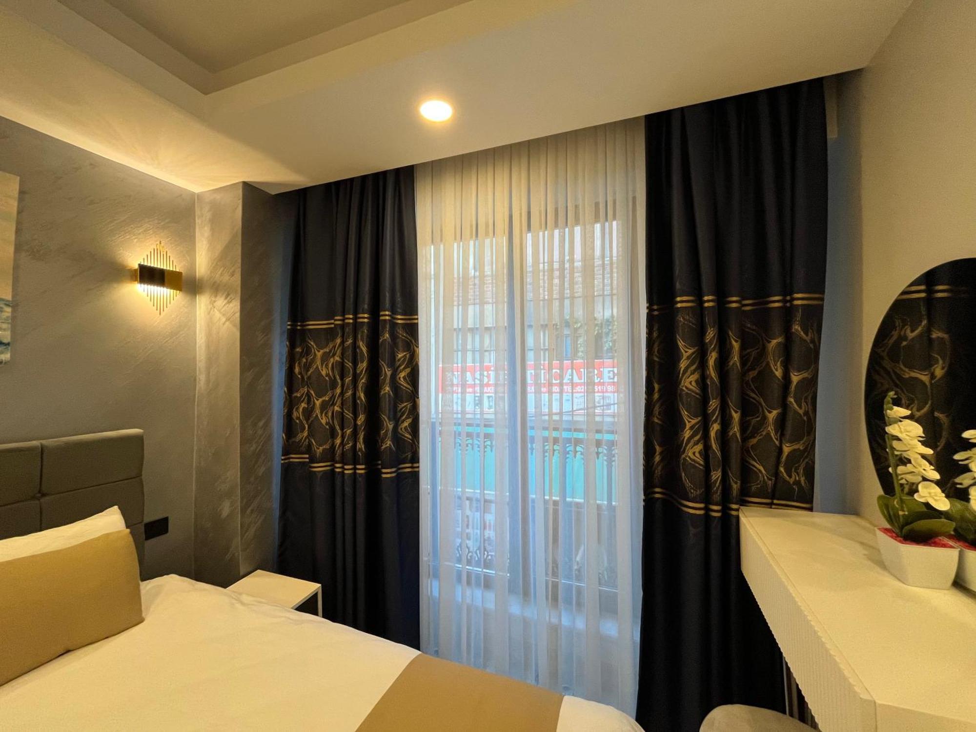 White Palace Halic Aparthotel *