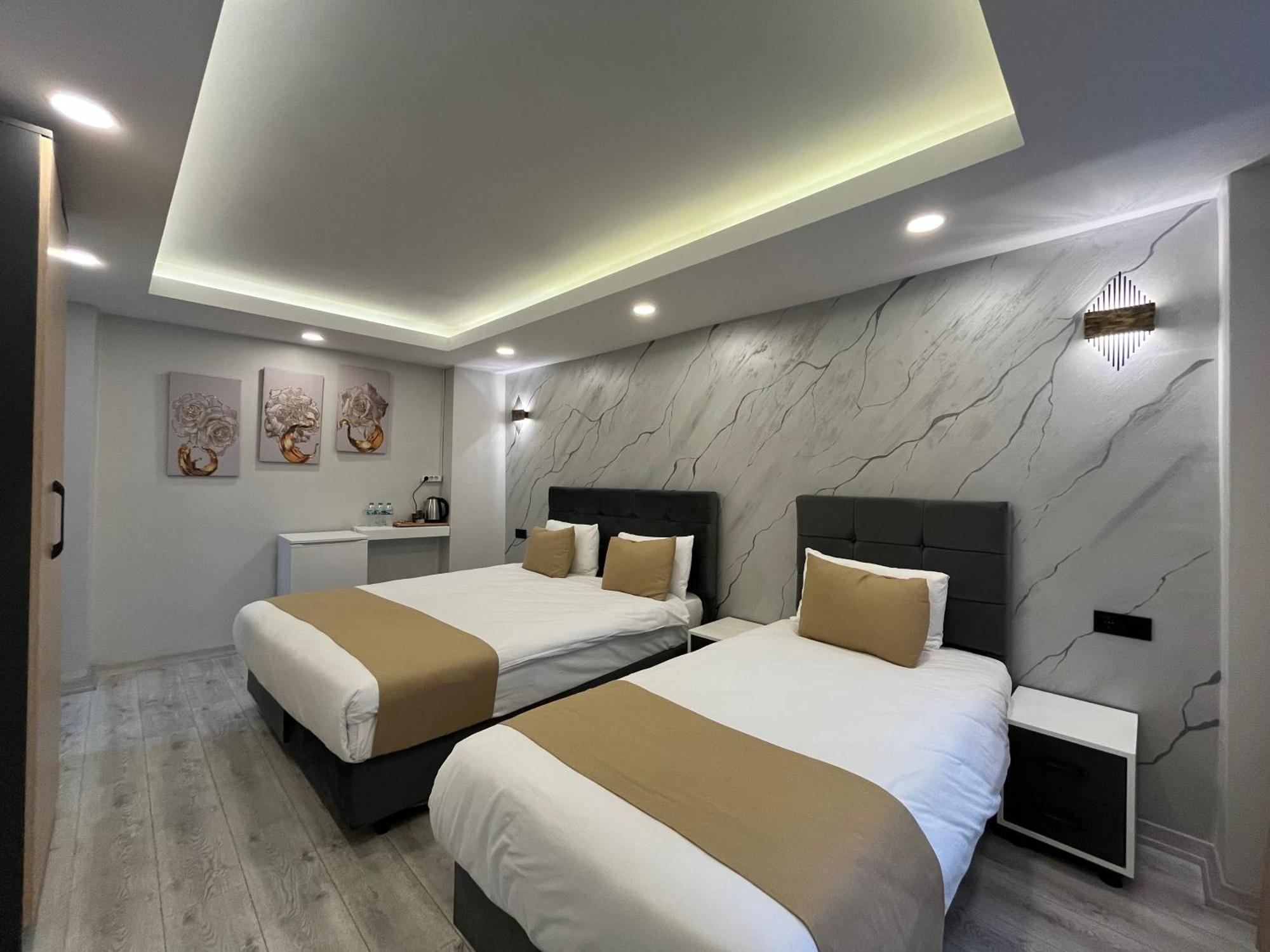 White Palace Halic *