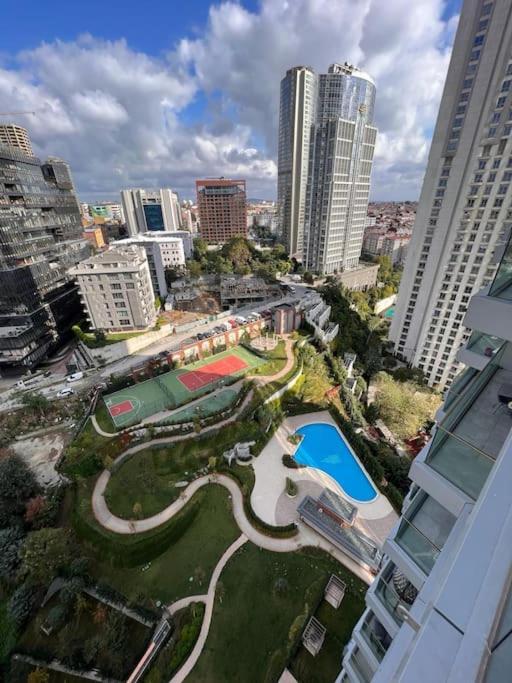 Apartment Elegant 2 Bedroom Sinpas Queen Gym Pools Istanbul
