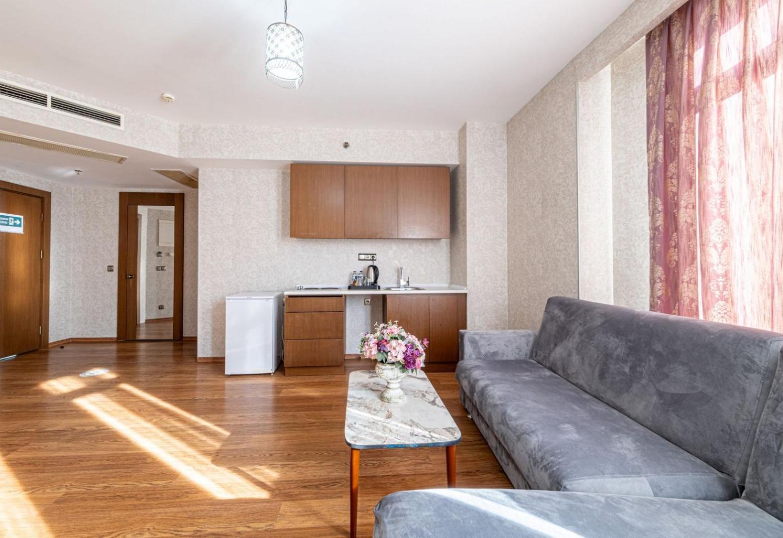 Elit Hotel