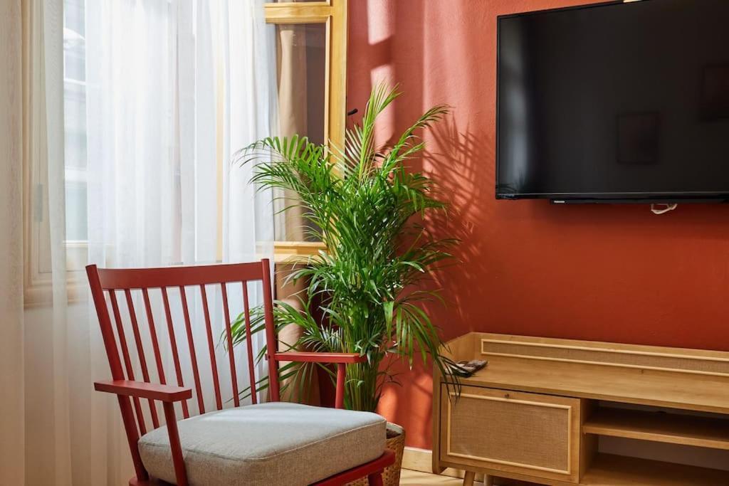 Apartment Spacious 2br 3ac 2 Min To Metro - Baysungur D3 Istanbul