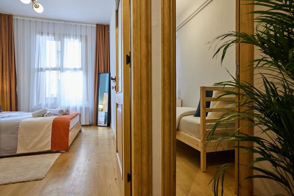 Apartment Spacious 2br 3ac 2 Min To Metro - Baysungur D3