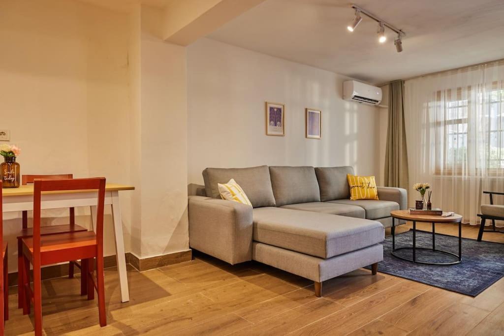 Apartment Hidden Gem 2 Min To Metro - Baysungur D1 Istanbul