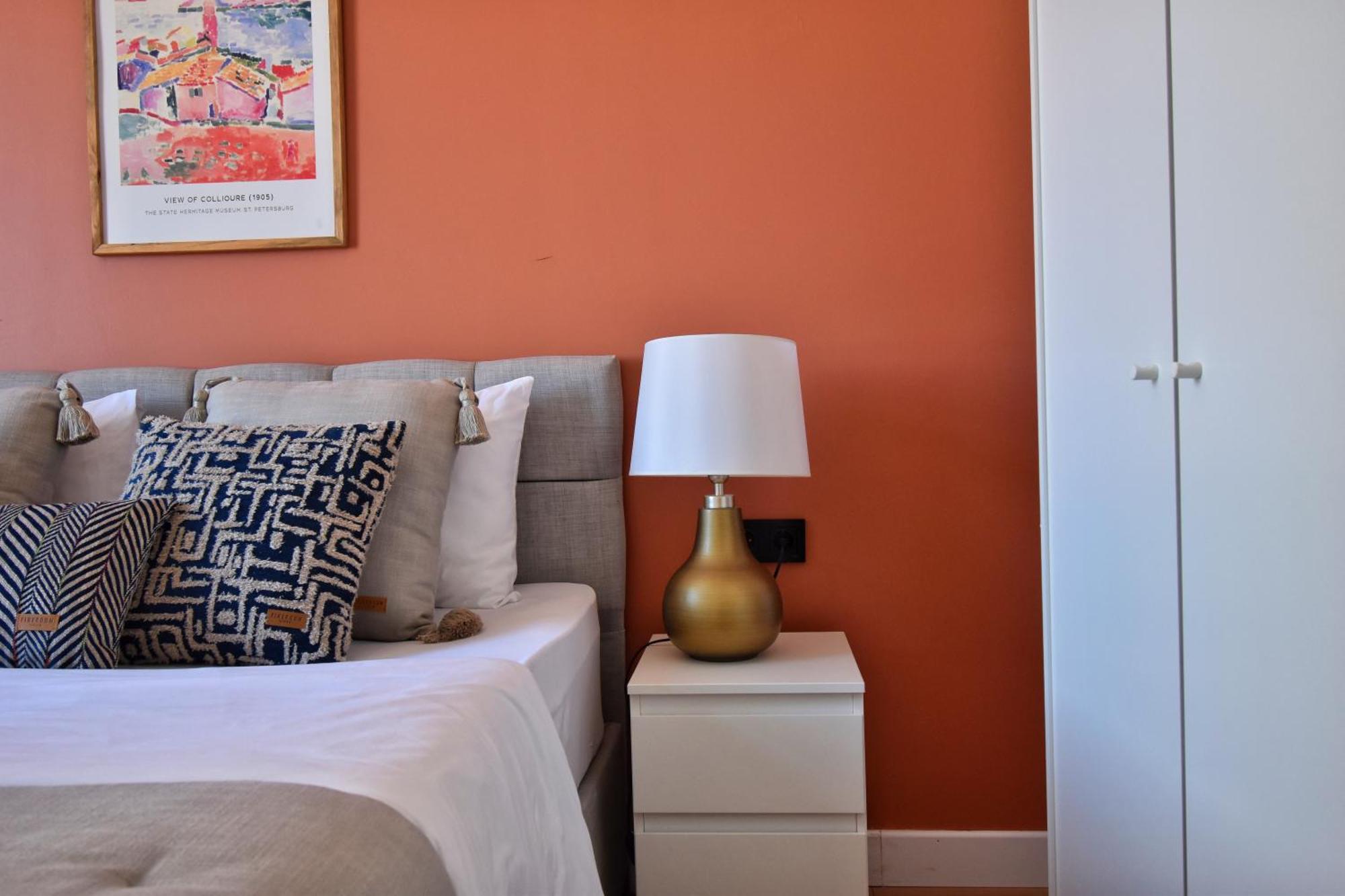 Apartment Cozy Renovated 3br Near Taksim- Santur D10 *