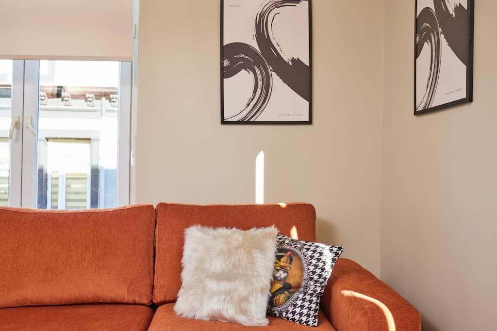 Spacious 3br 2bath Ac In Center - Santur D9