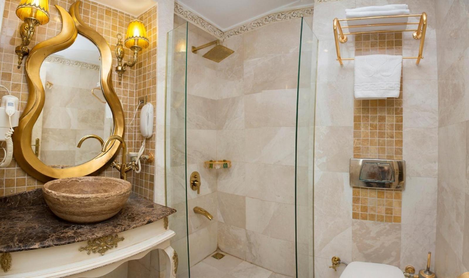 Buyuk Hamit Hotel