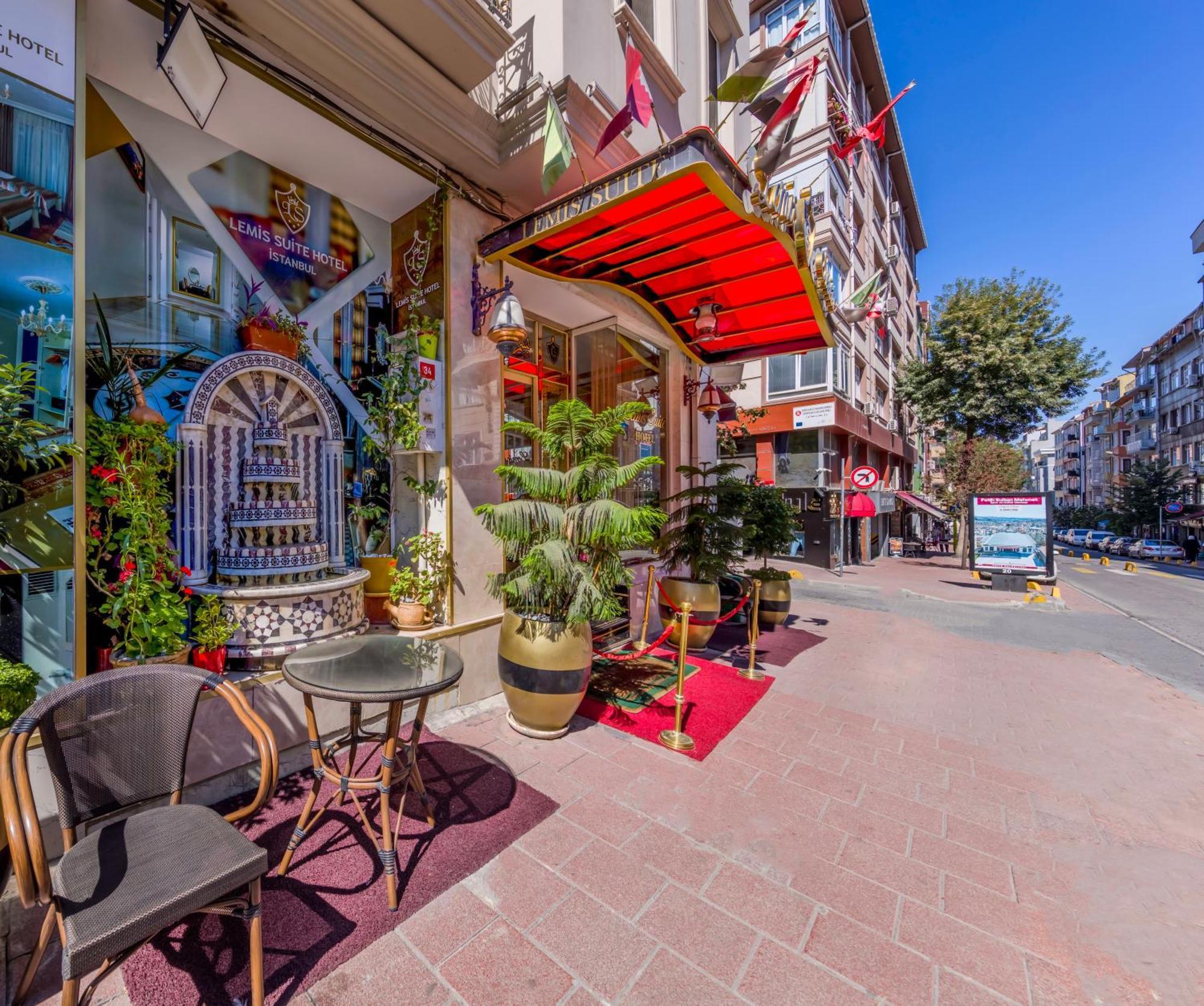 Lemis Aparthotel