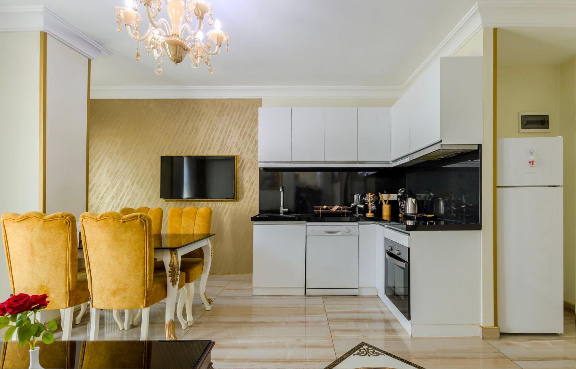 Lemis Istanbul