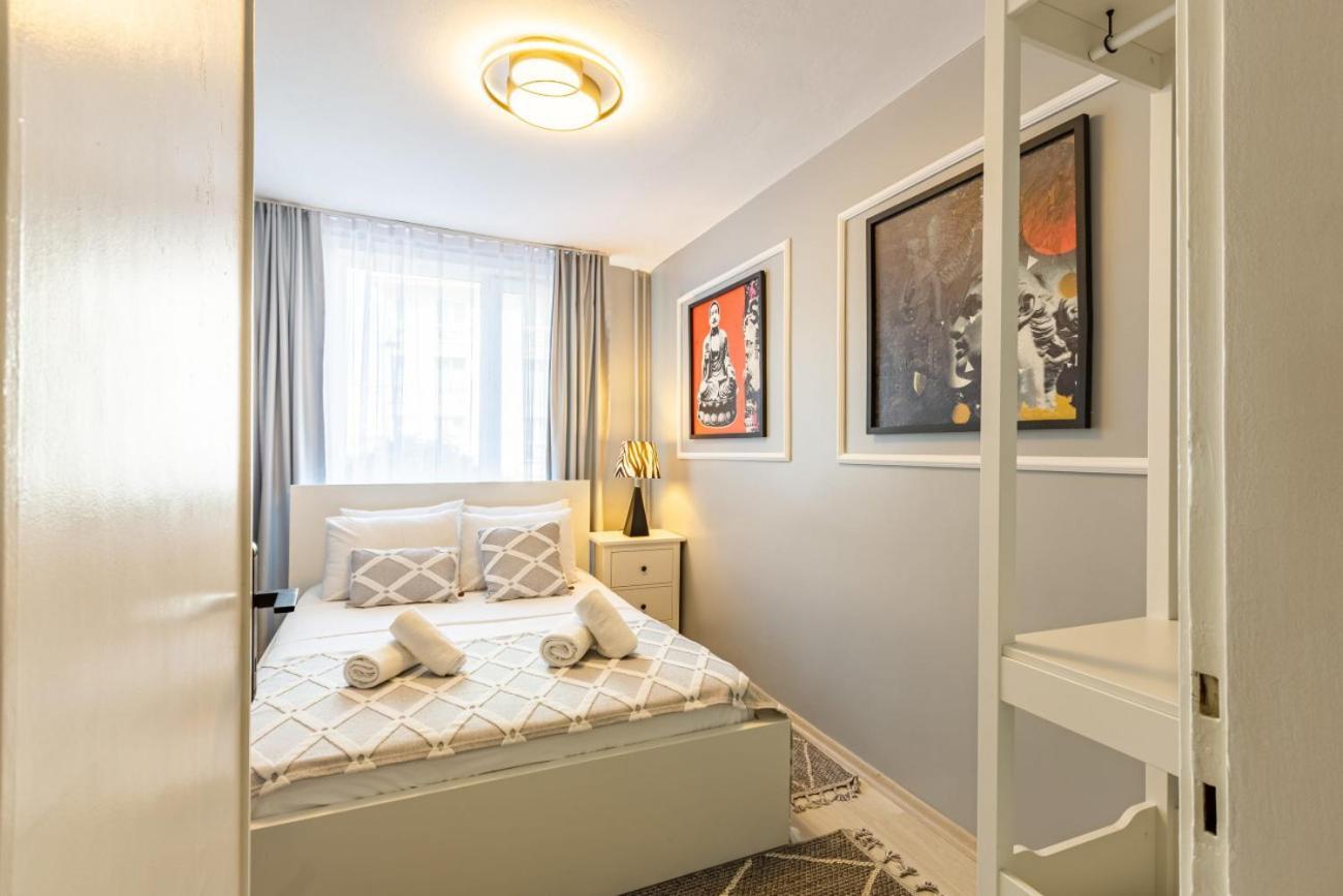 Apartment Flat With Excellent Location In Nisantasi *