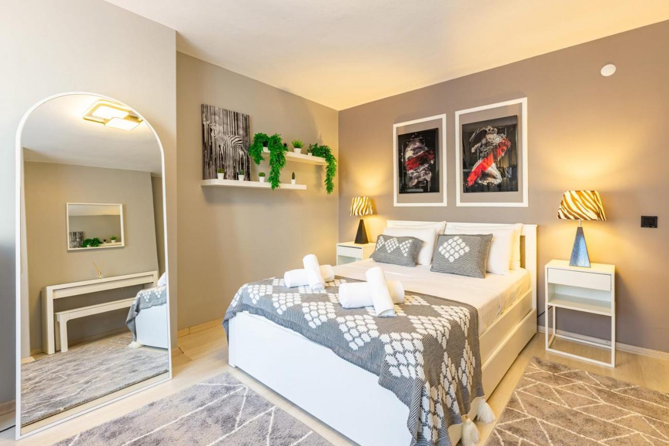Apartment Flat With Excellent Location In Nisantasi Istanbul