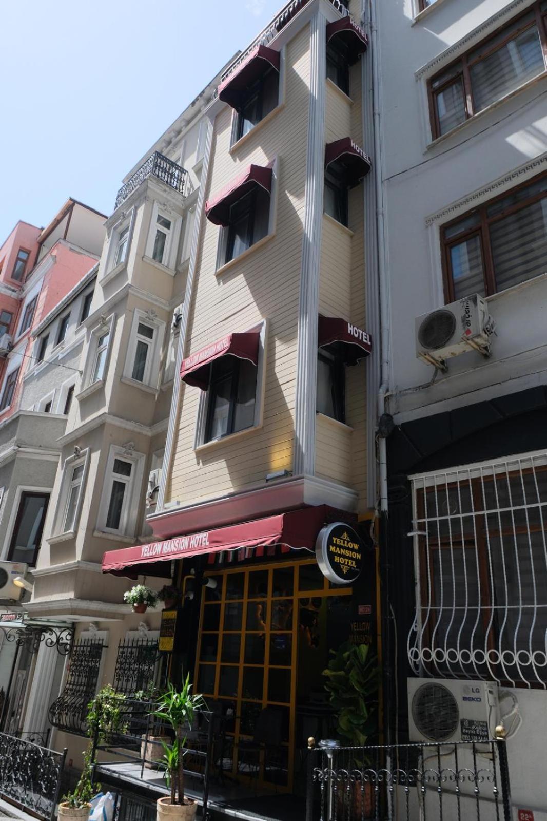Yellow Mansion Apart Otel