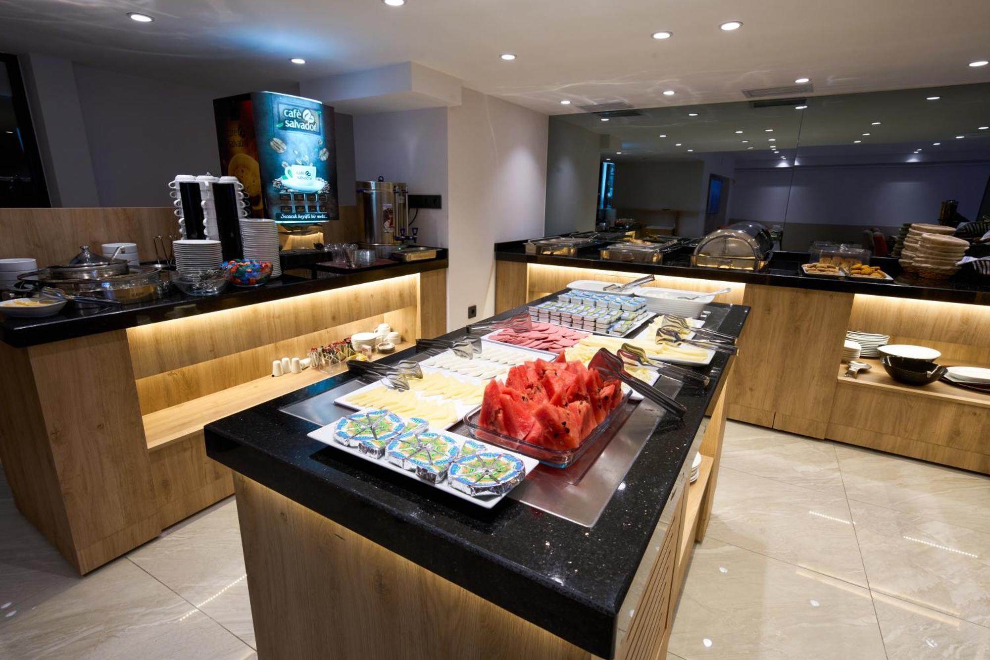 Osmanbey Fatih Hotel 3*