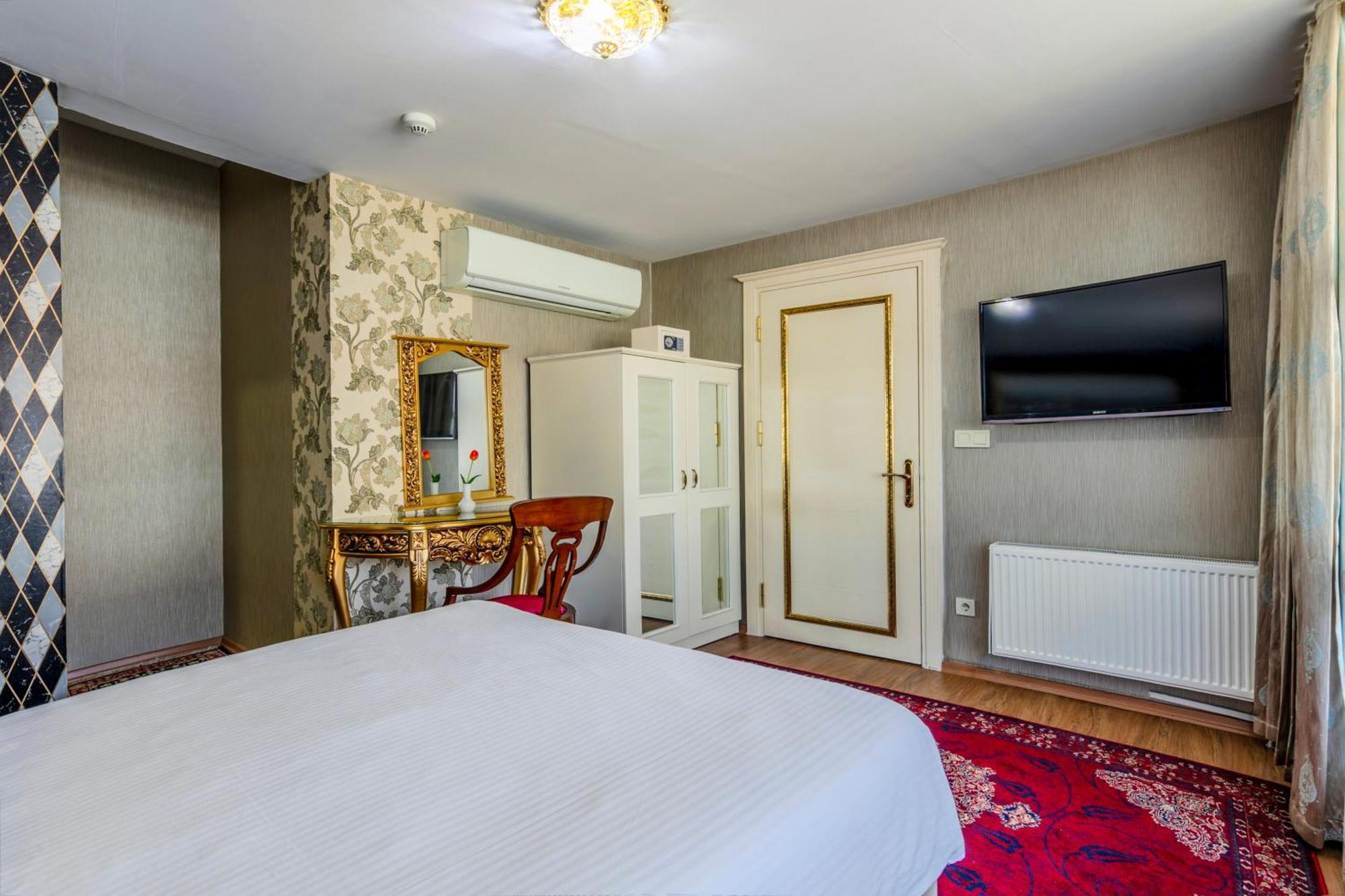 Lemis Aparthotel 3*