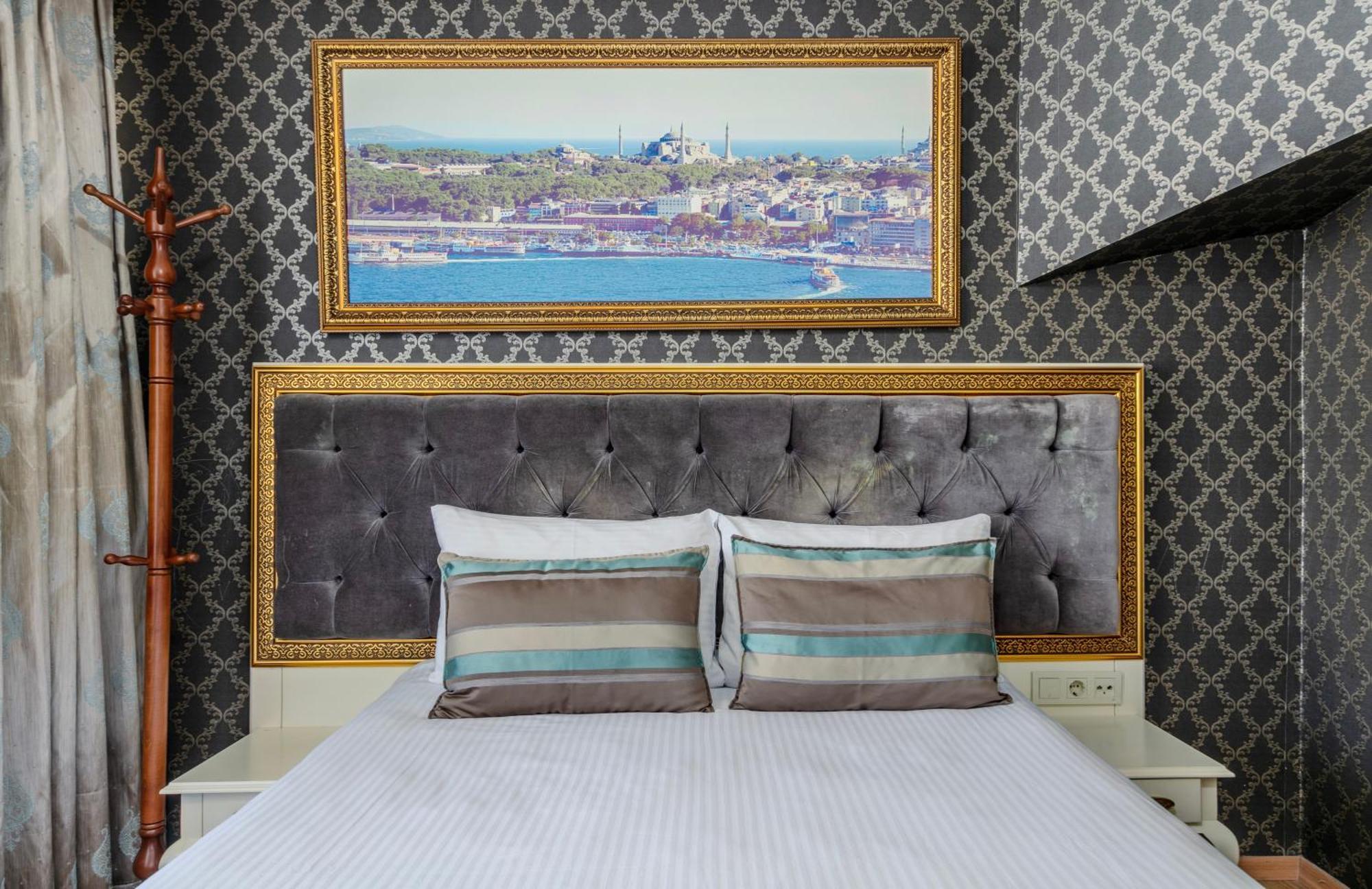 Aparthotel Lemis 3*