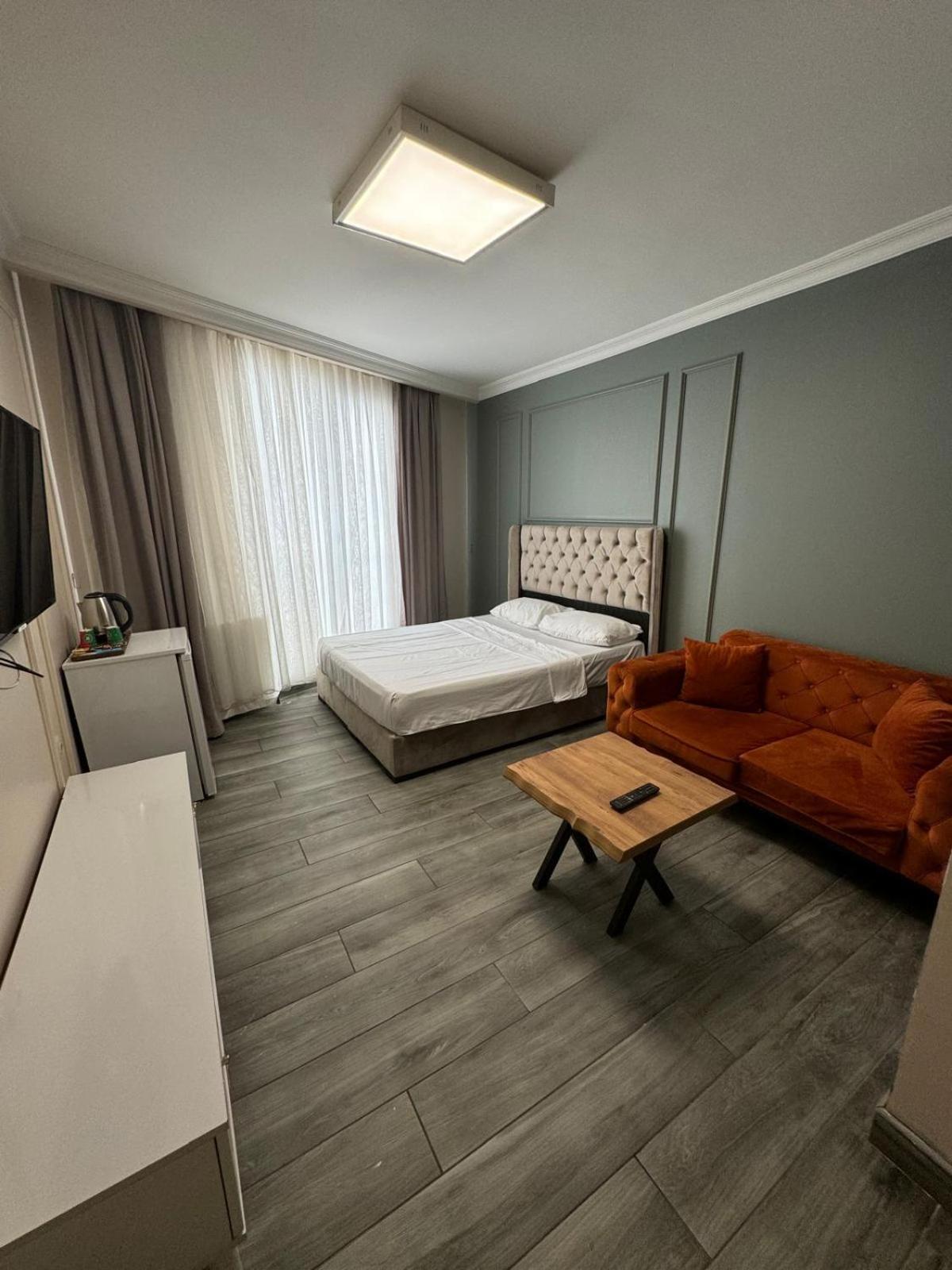 Royal Luxury Otel 4*
