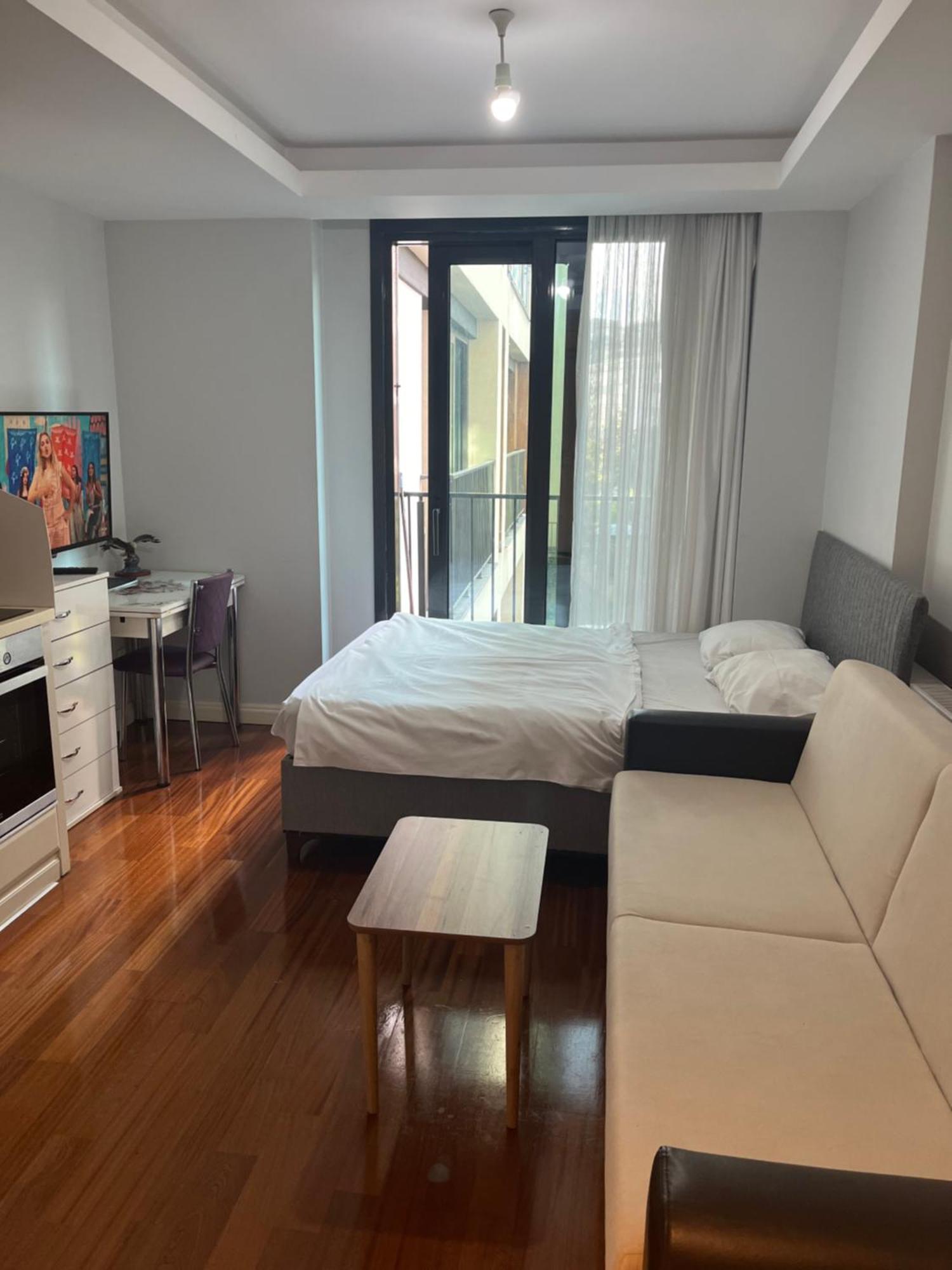 Apartment Flat-one In Lux Near Taksim-beyoglu