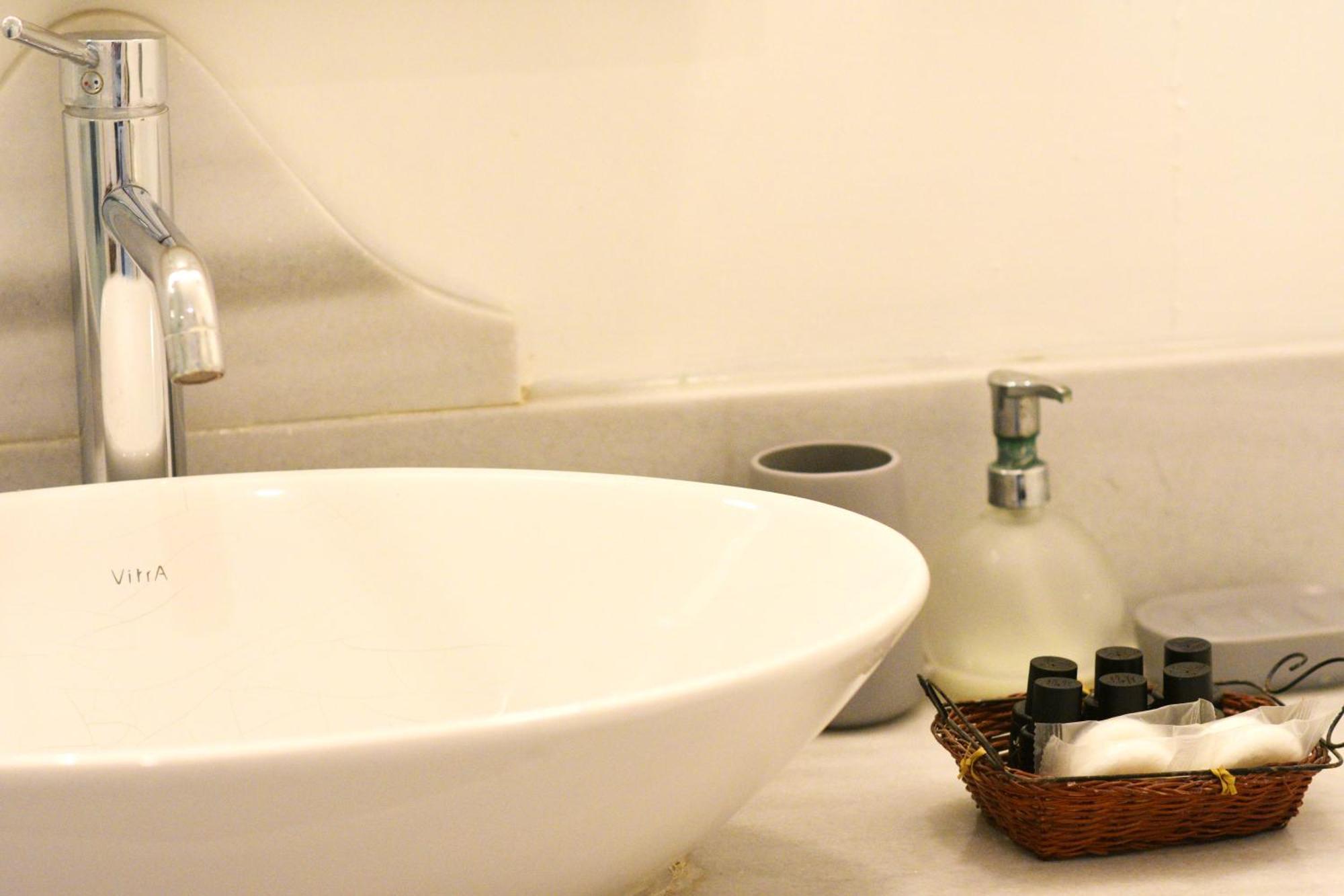 Apartment Cozy 1-bdr In Cihangir Neighborhood