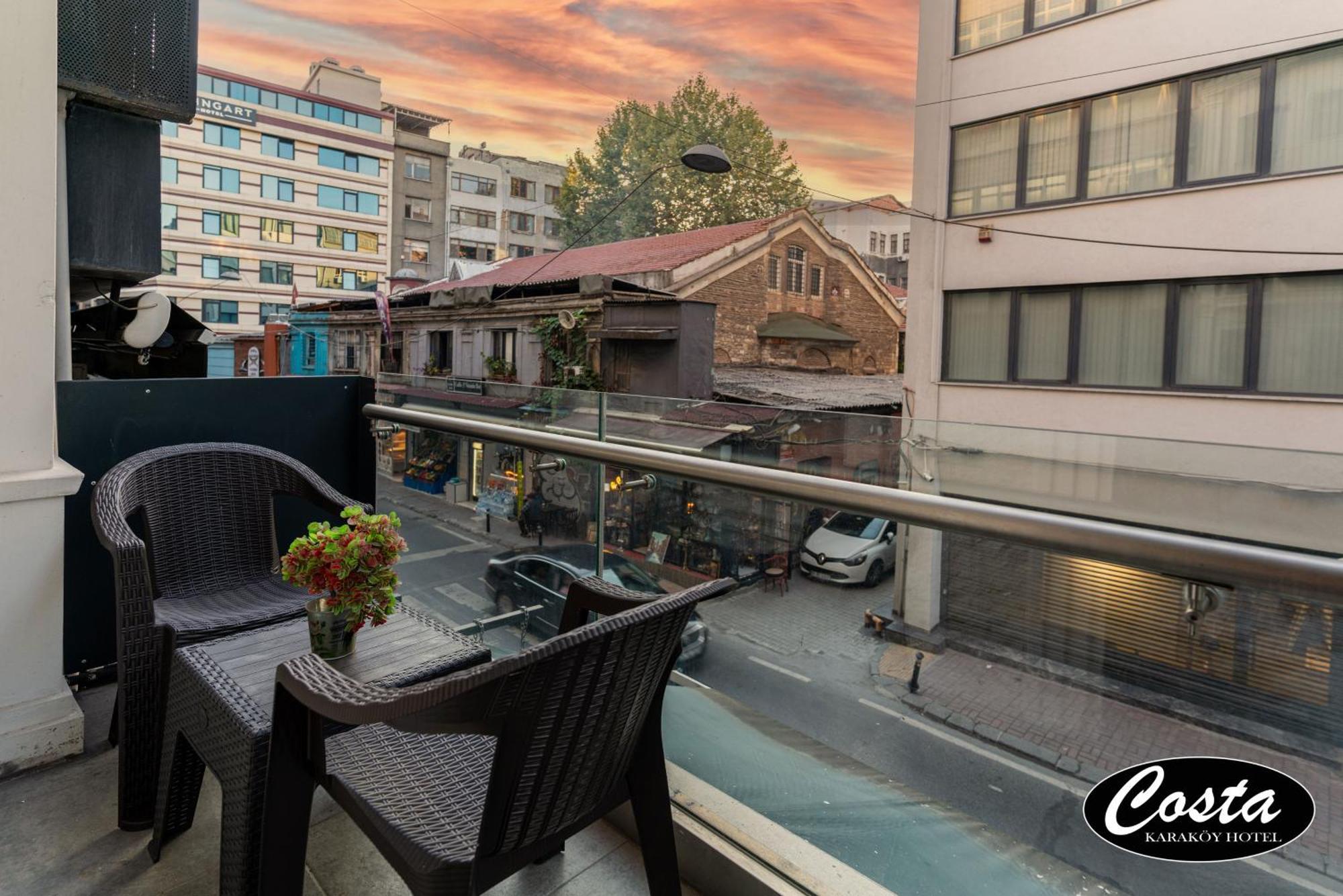 Costa Karakoy