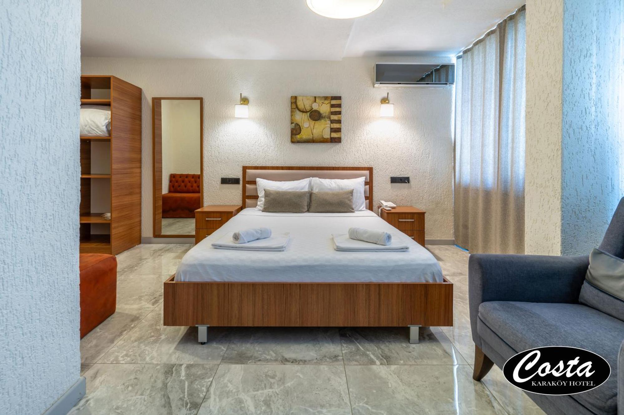 Hotel Costa Karakoy