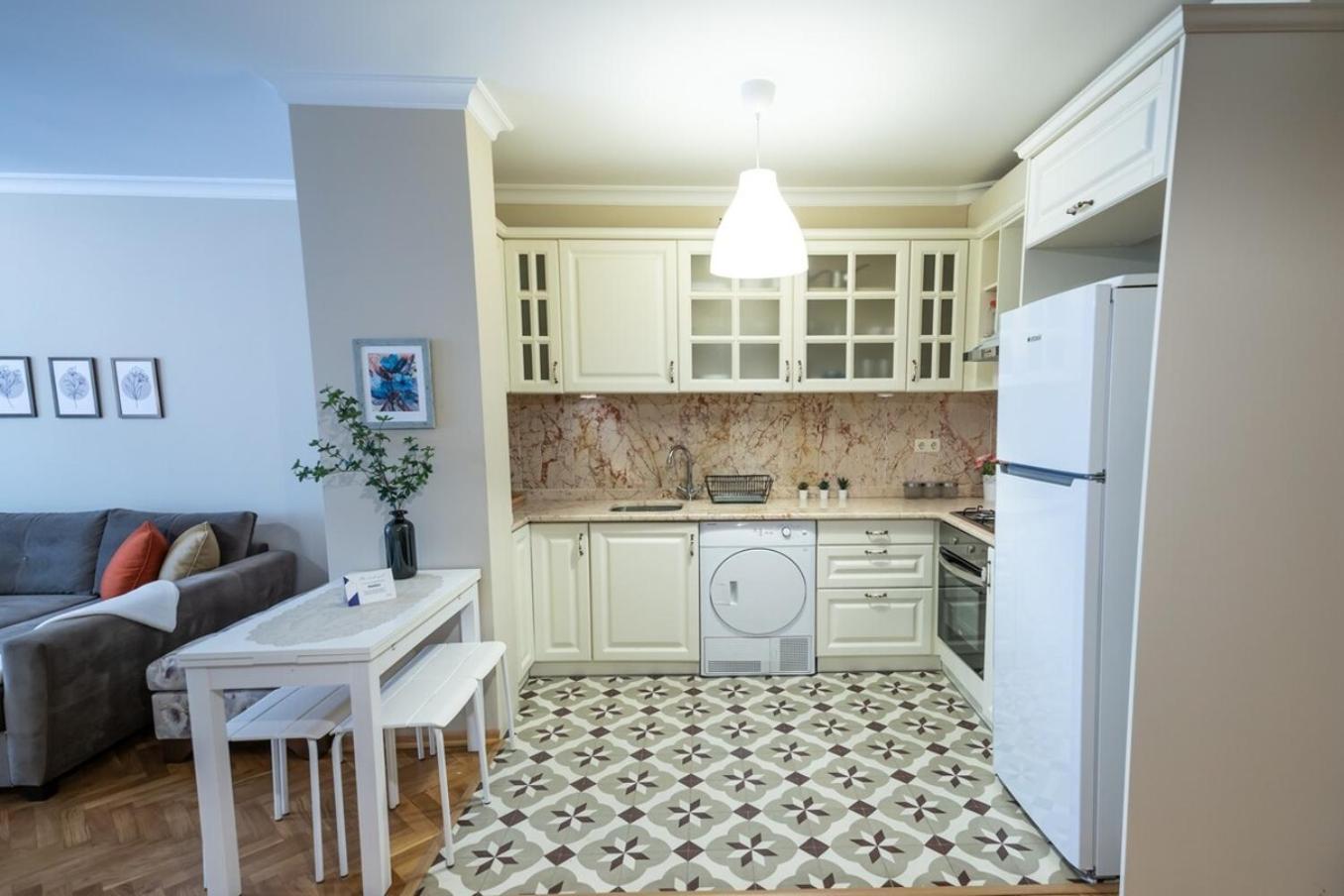Cukurcuma 2br Stylish Interior Apartment Istanbul