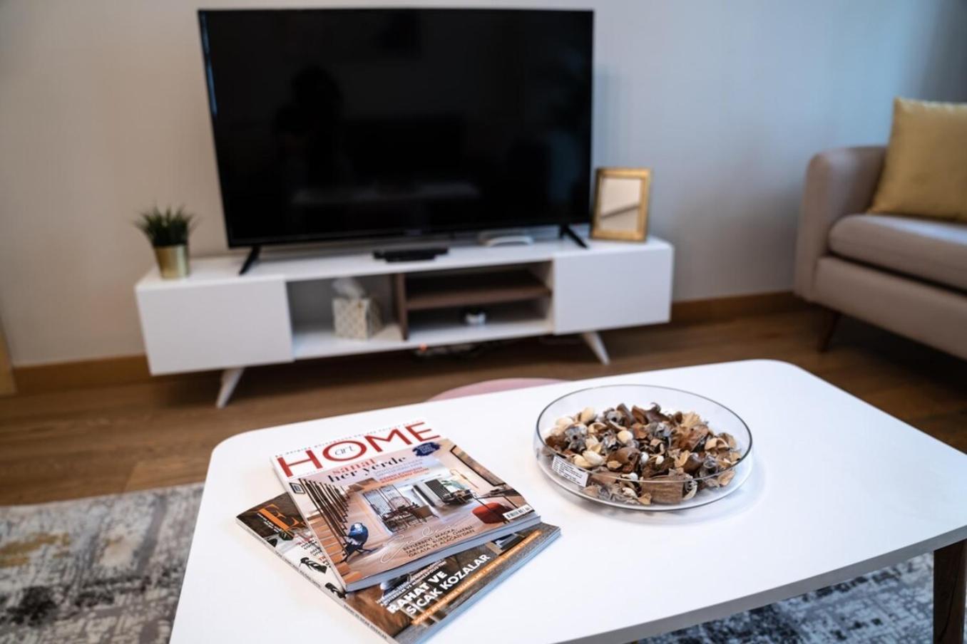Full Near Osmanbey Metro Nianta * Istanbul