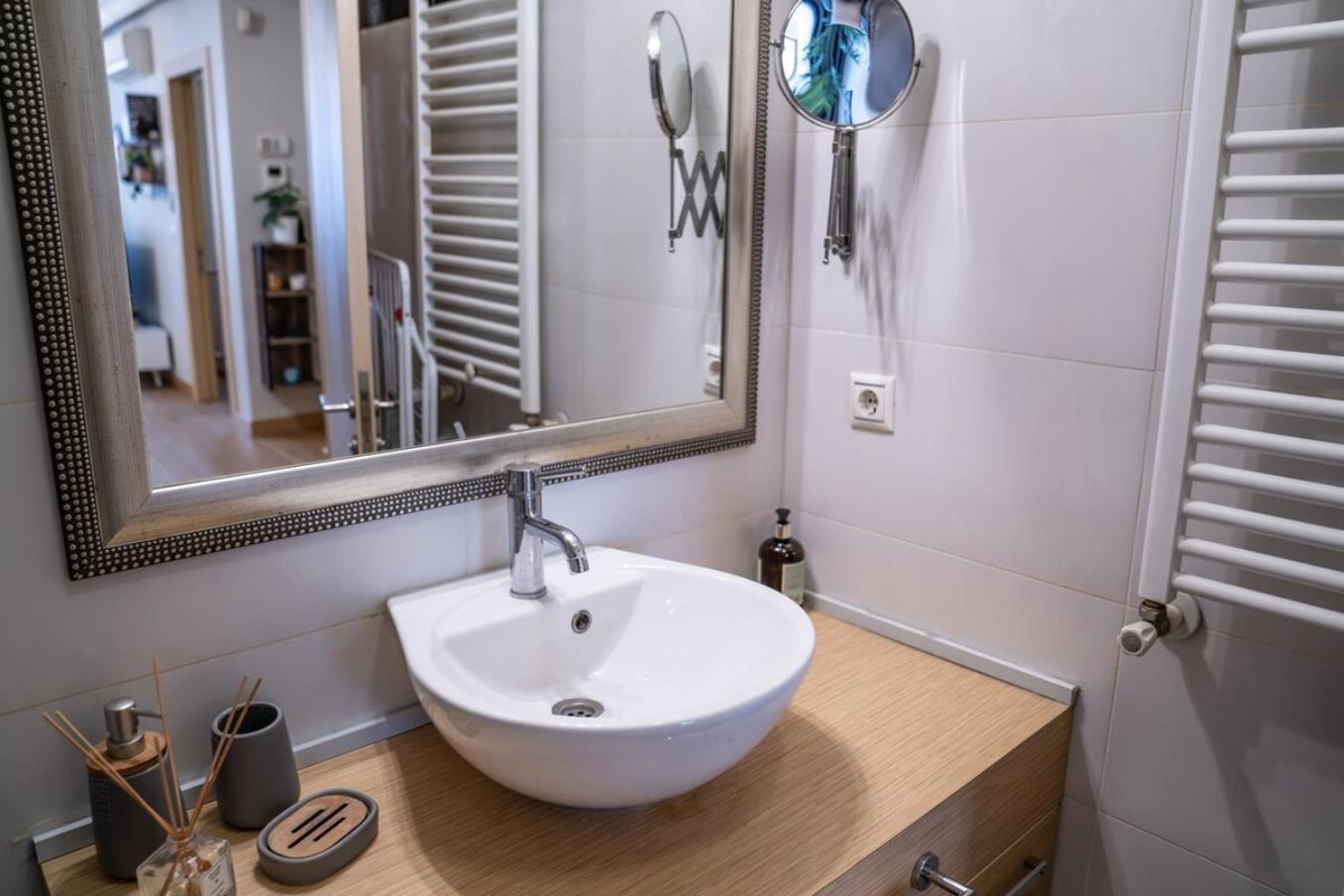 Apartment Full Near Osmanbey Metro Nianta