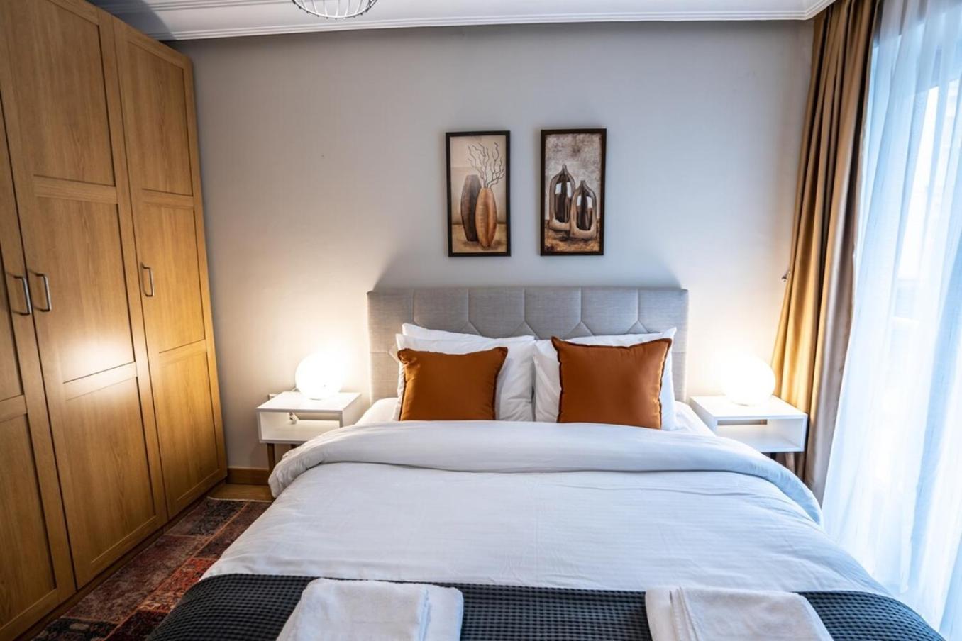 Full Near Osmanbey Metro Nianta Apartment *