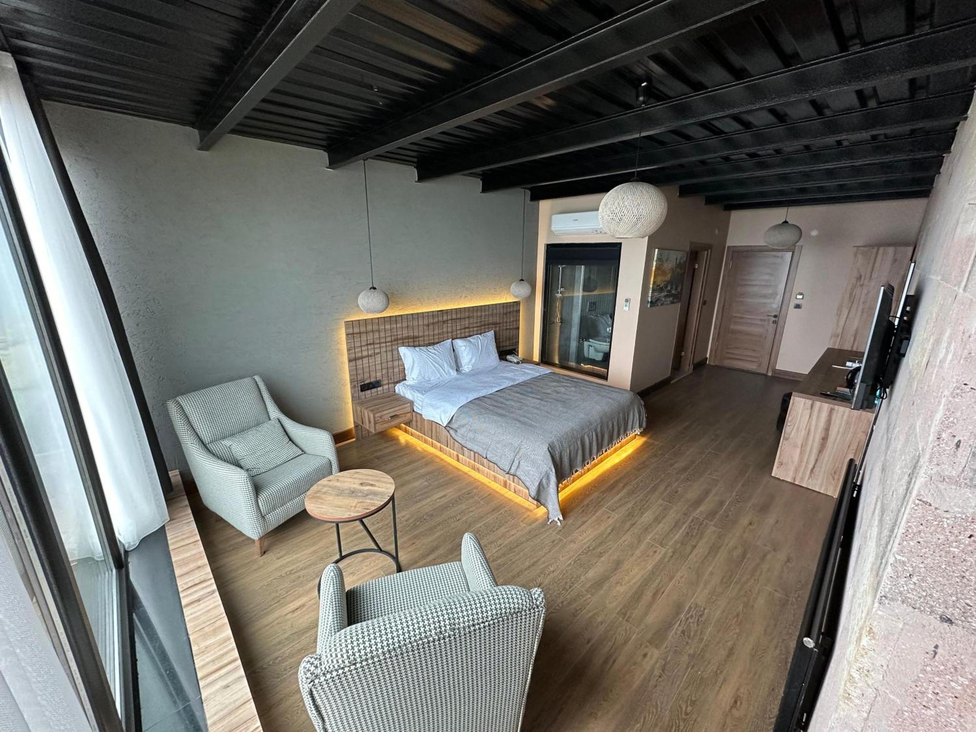 Hotel Marina Fener & *