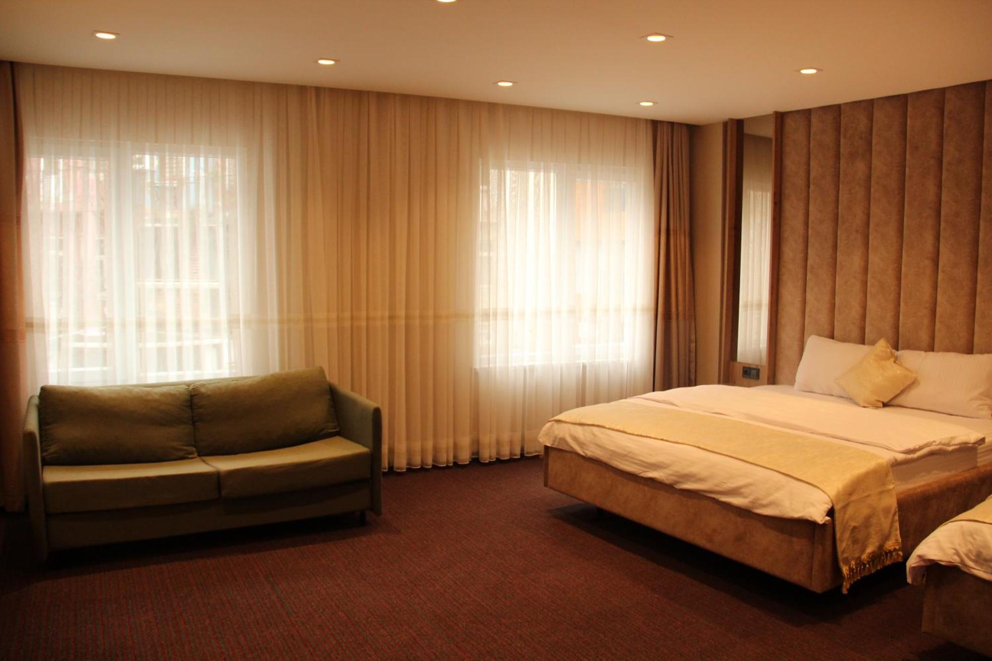 Sabiha Sultan Hotel-karakoy Hotel 3*