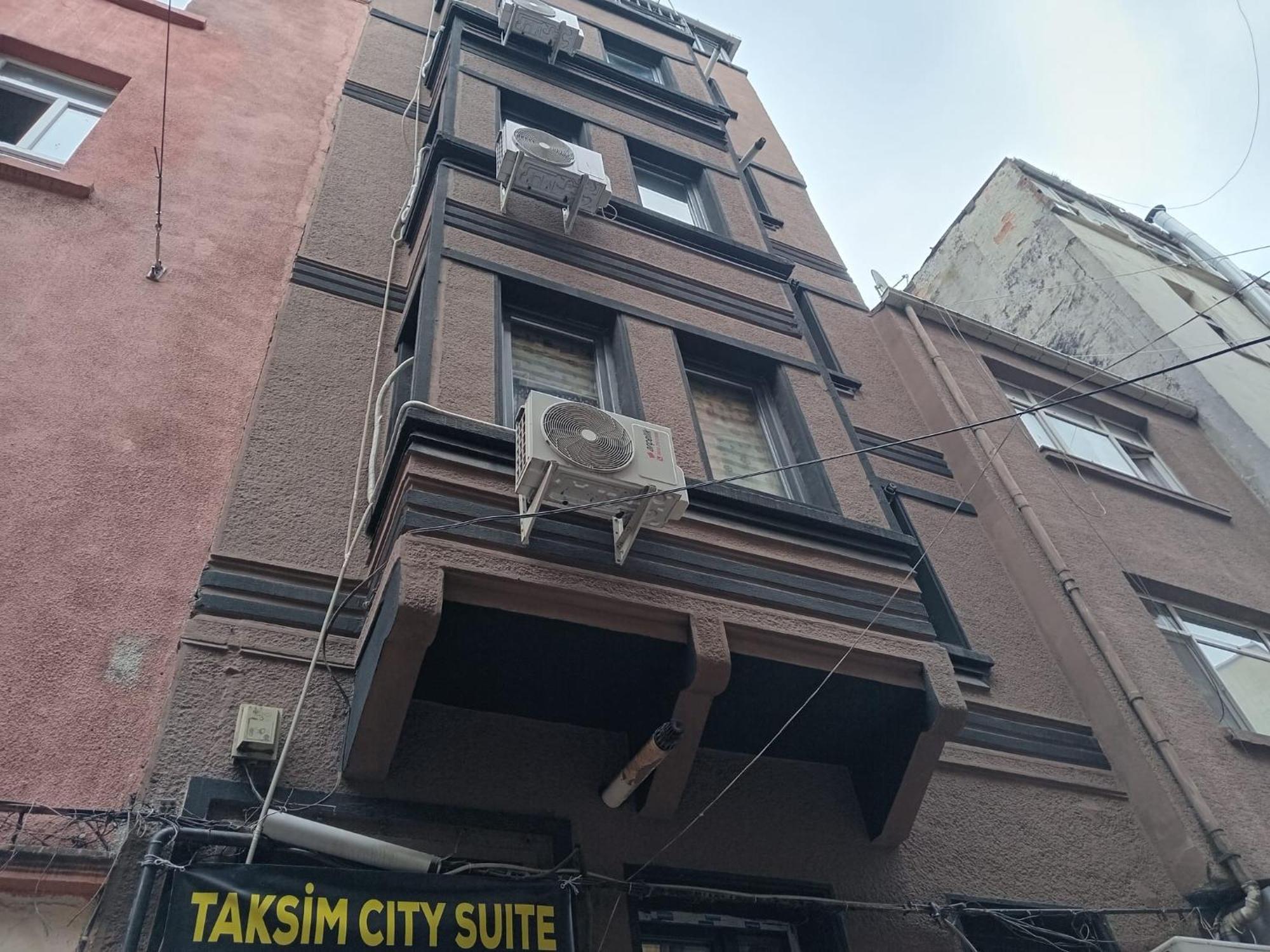 Taksim 2*