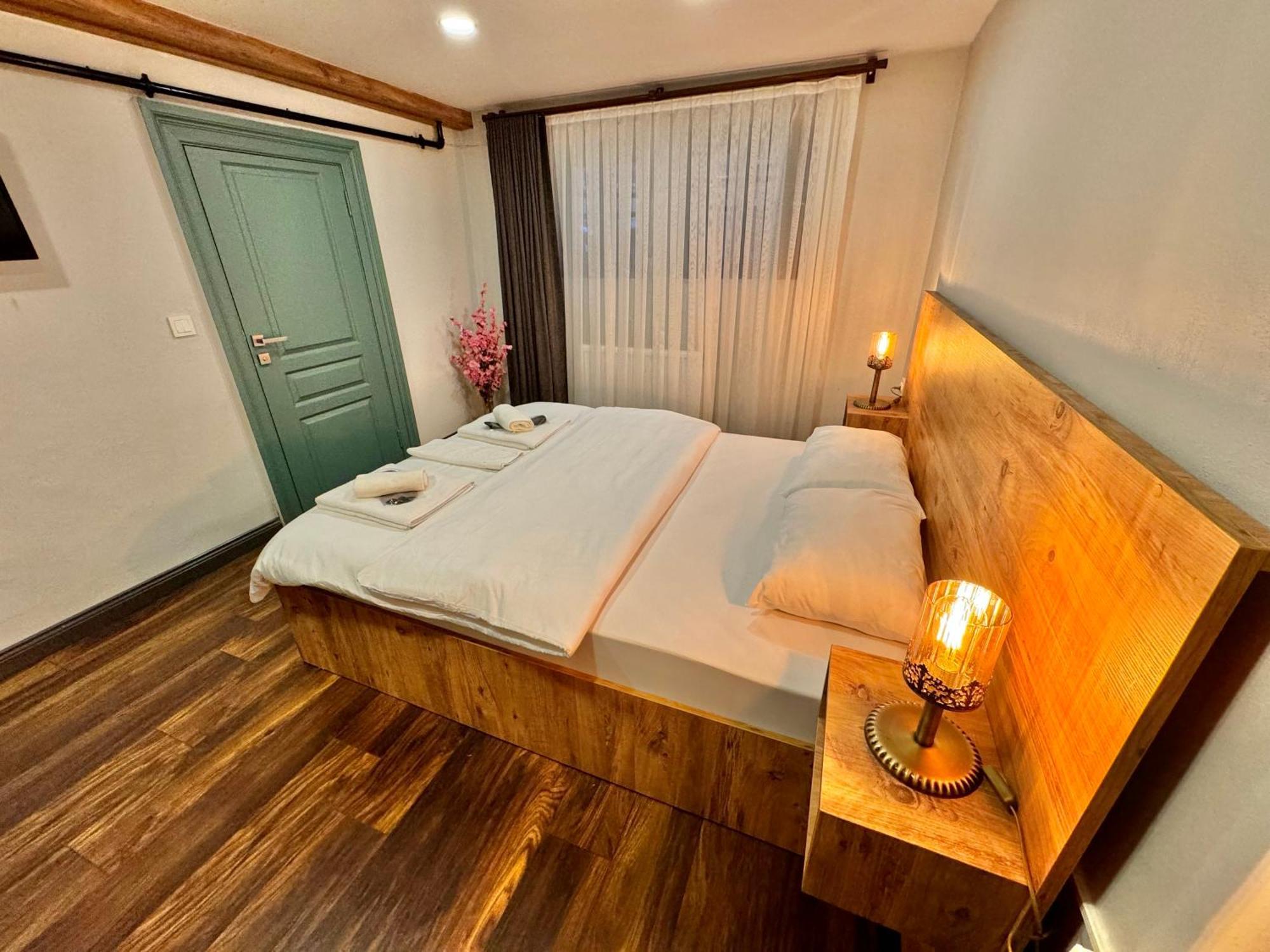 Kadikoey Otel