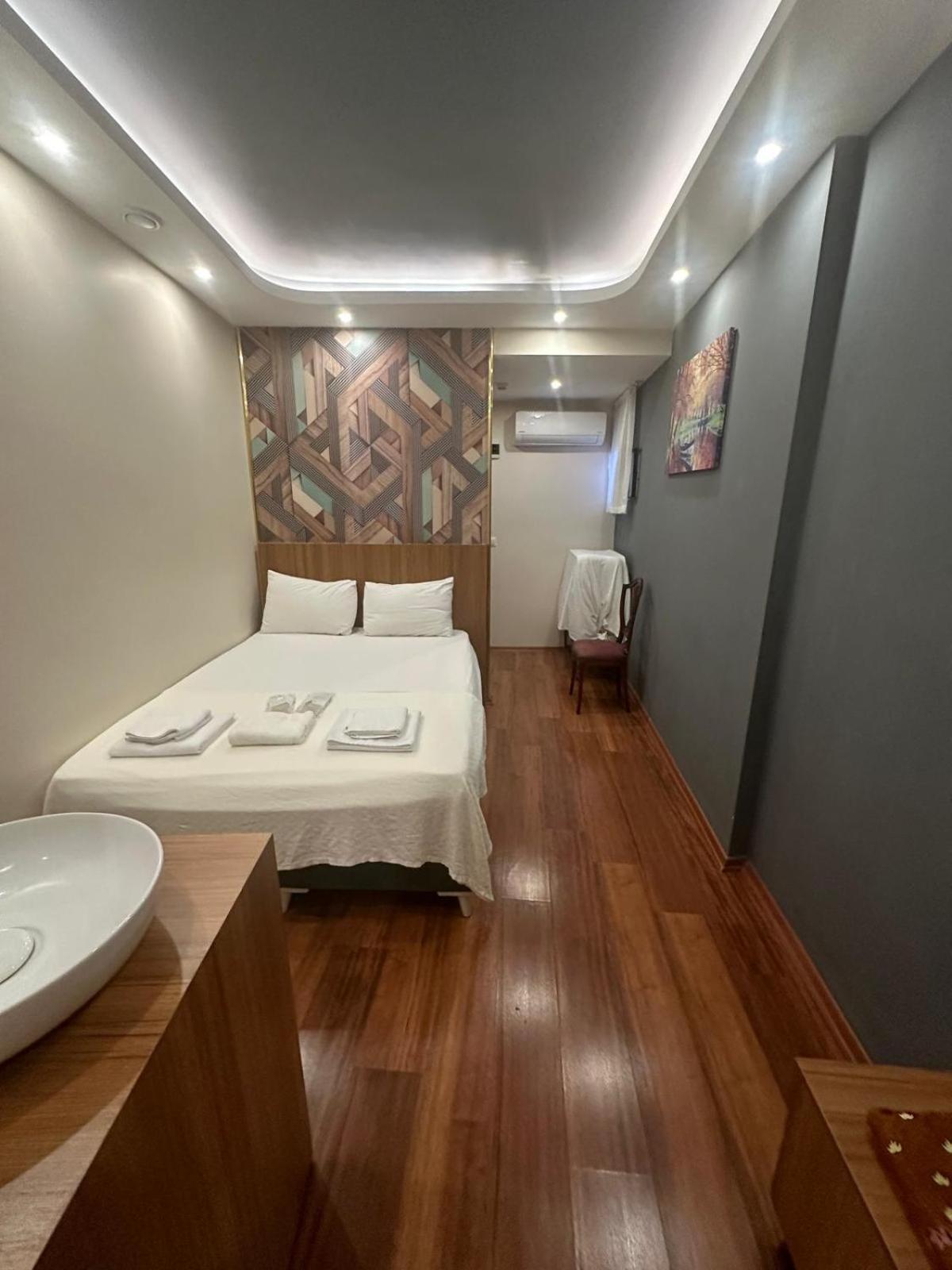 Istanbulites Hotel 3*