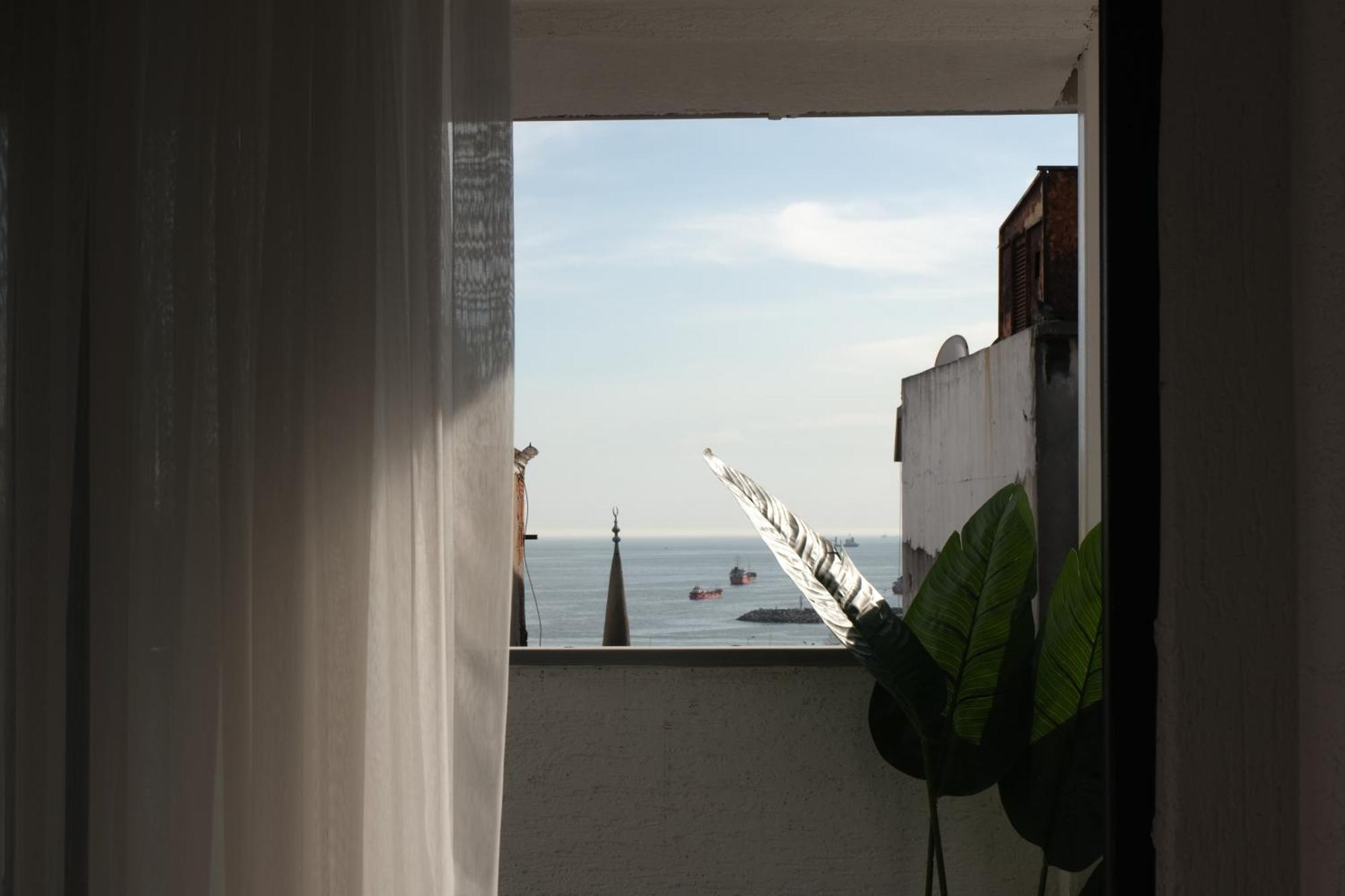 The Palm Suits * Istanbul
