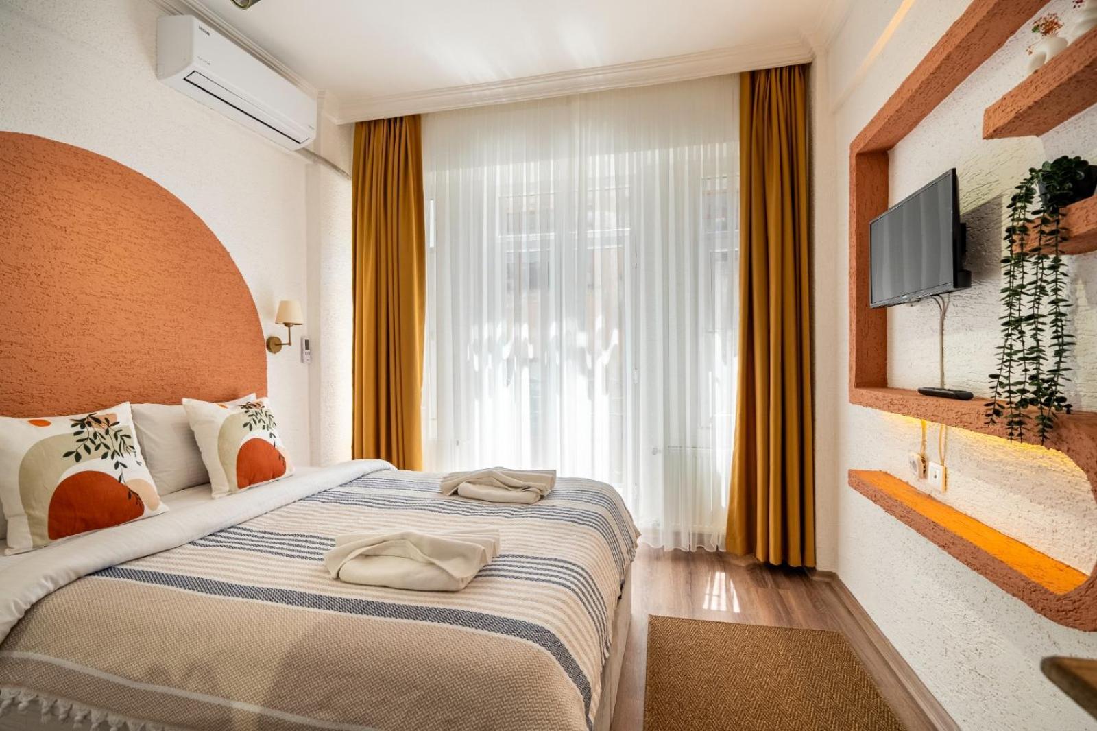 Aparthotel The Palm Suits *