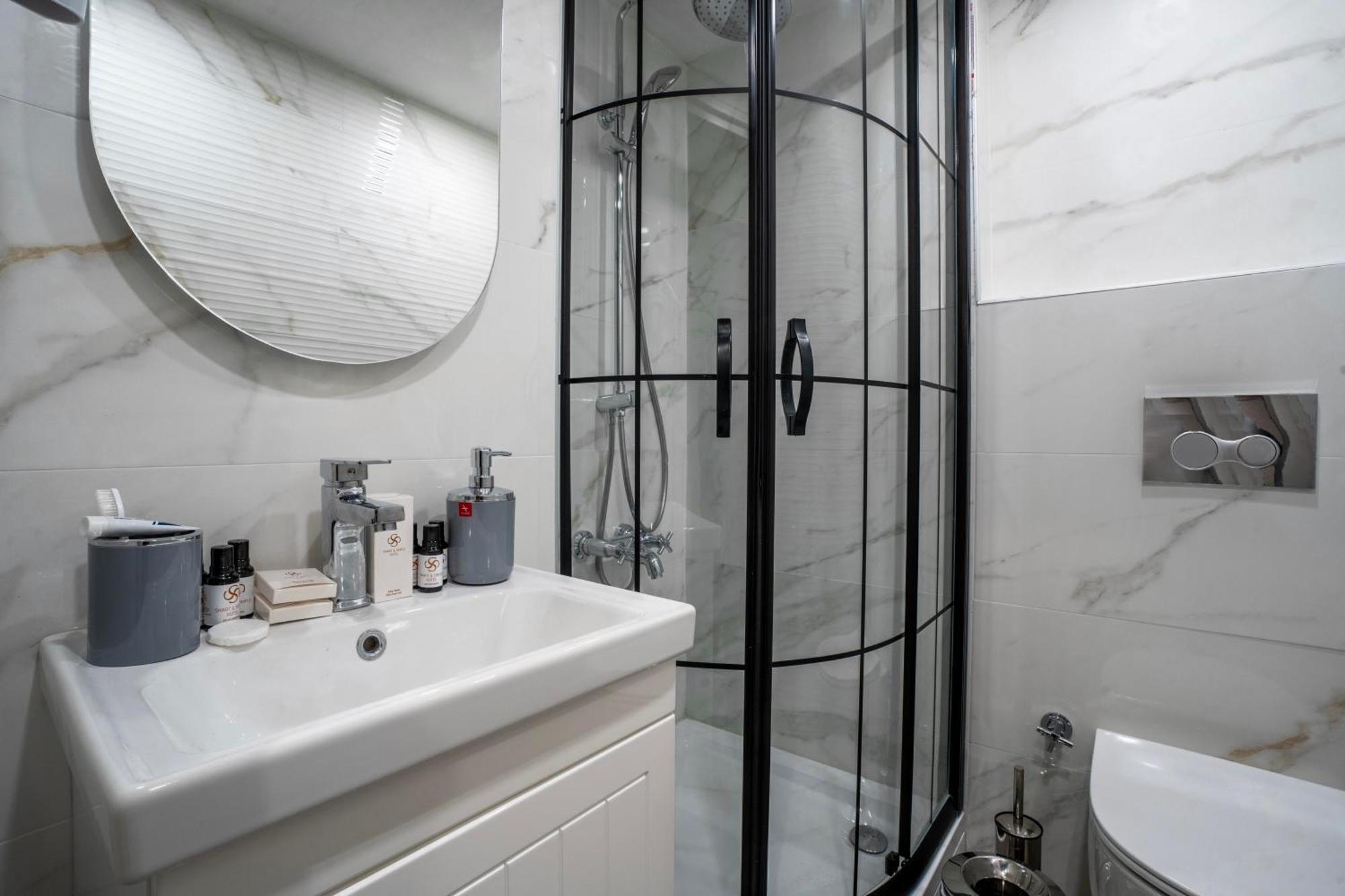 Hotel Smart And Simple Karakoy *