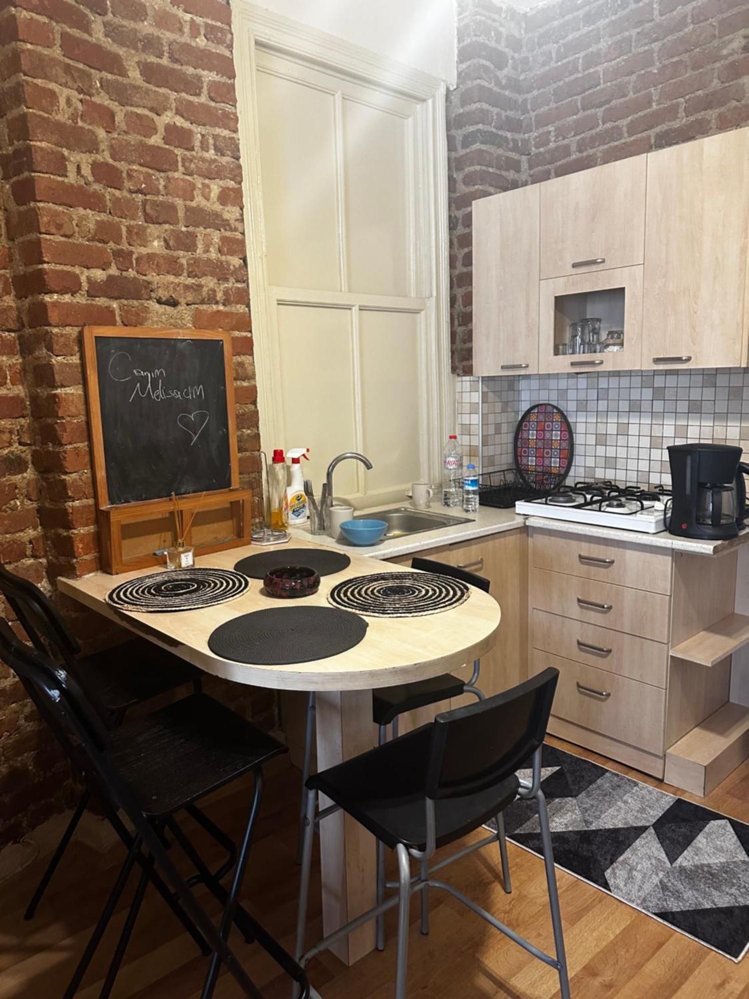 In Great Location In Kadikoy Seaside W. Amazing Shared Terrace