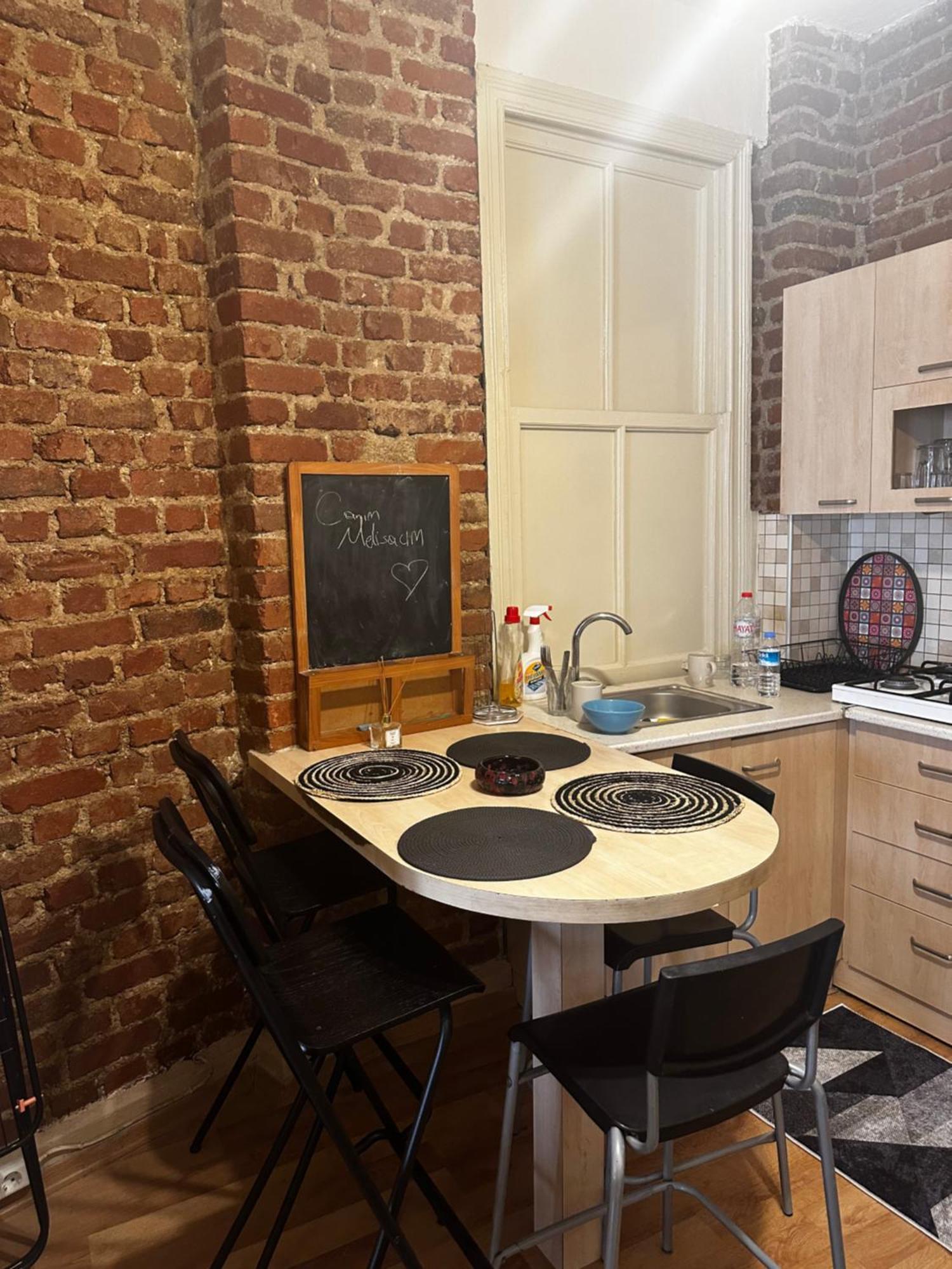 Aparthotel In Great Location In Kadikoy Seaside W. Amazing Shared Terrace Istanbul