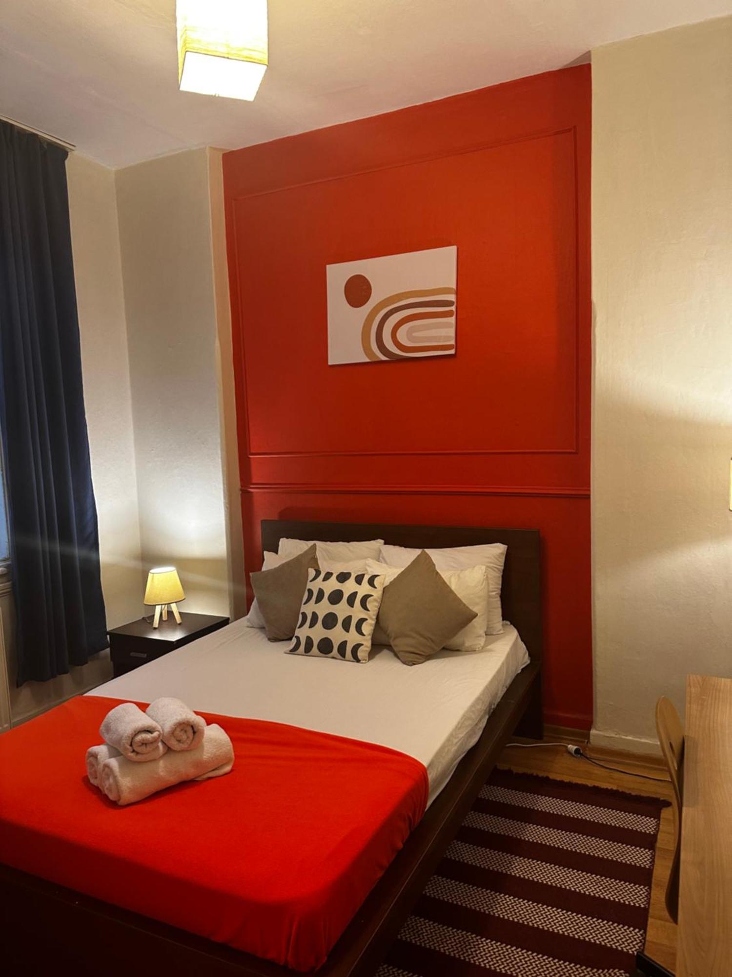 In Great Location In Kadikoy Seaside W. Amazing Shared Terrace *