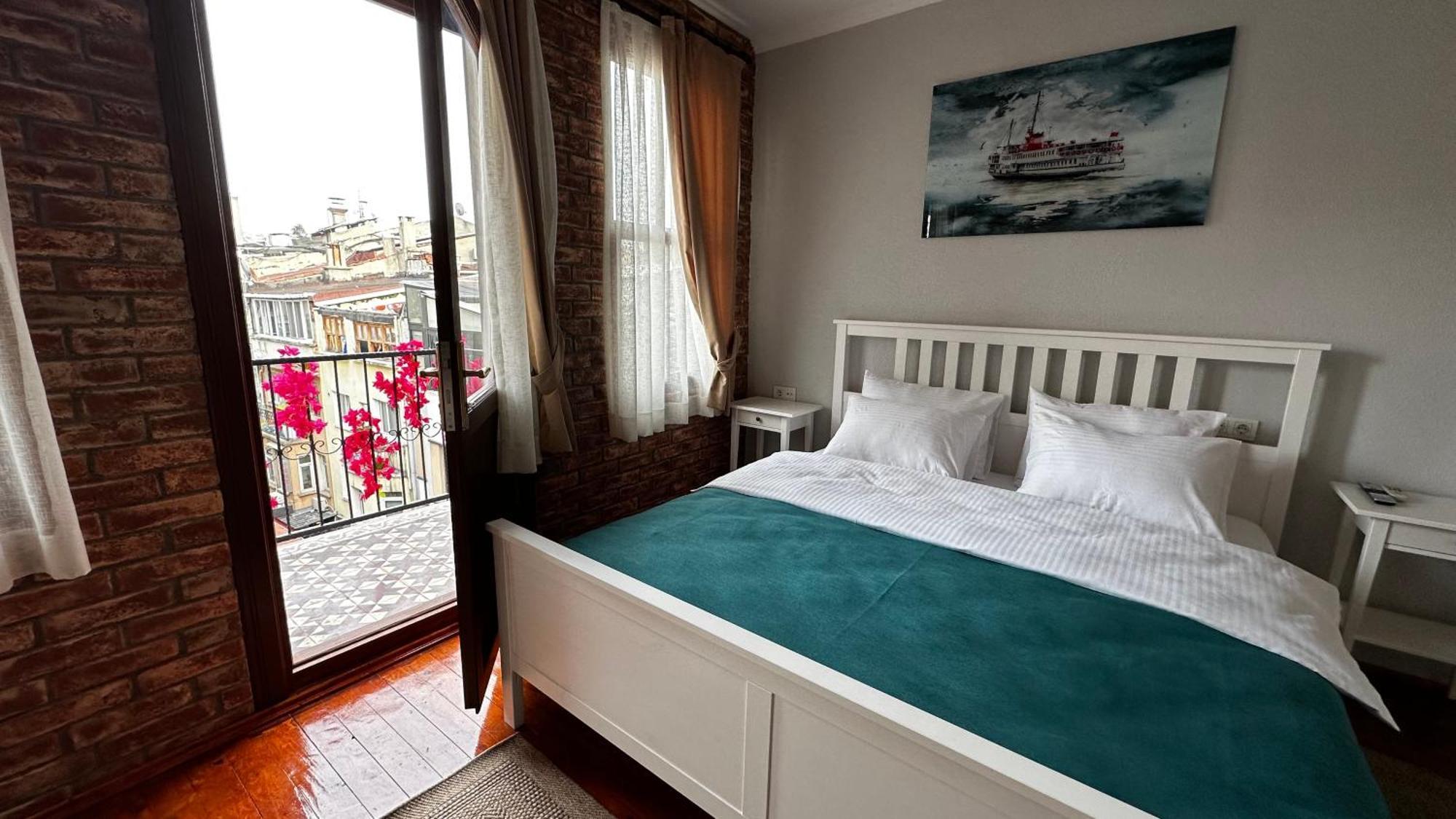 Lia Besiktas Hotel
