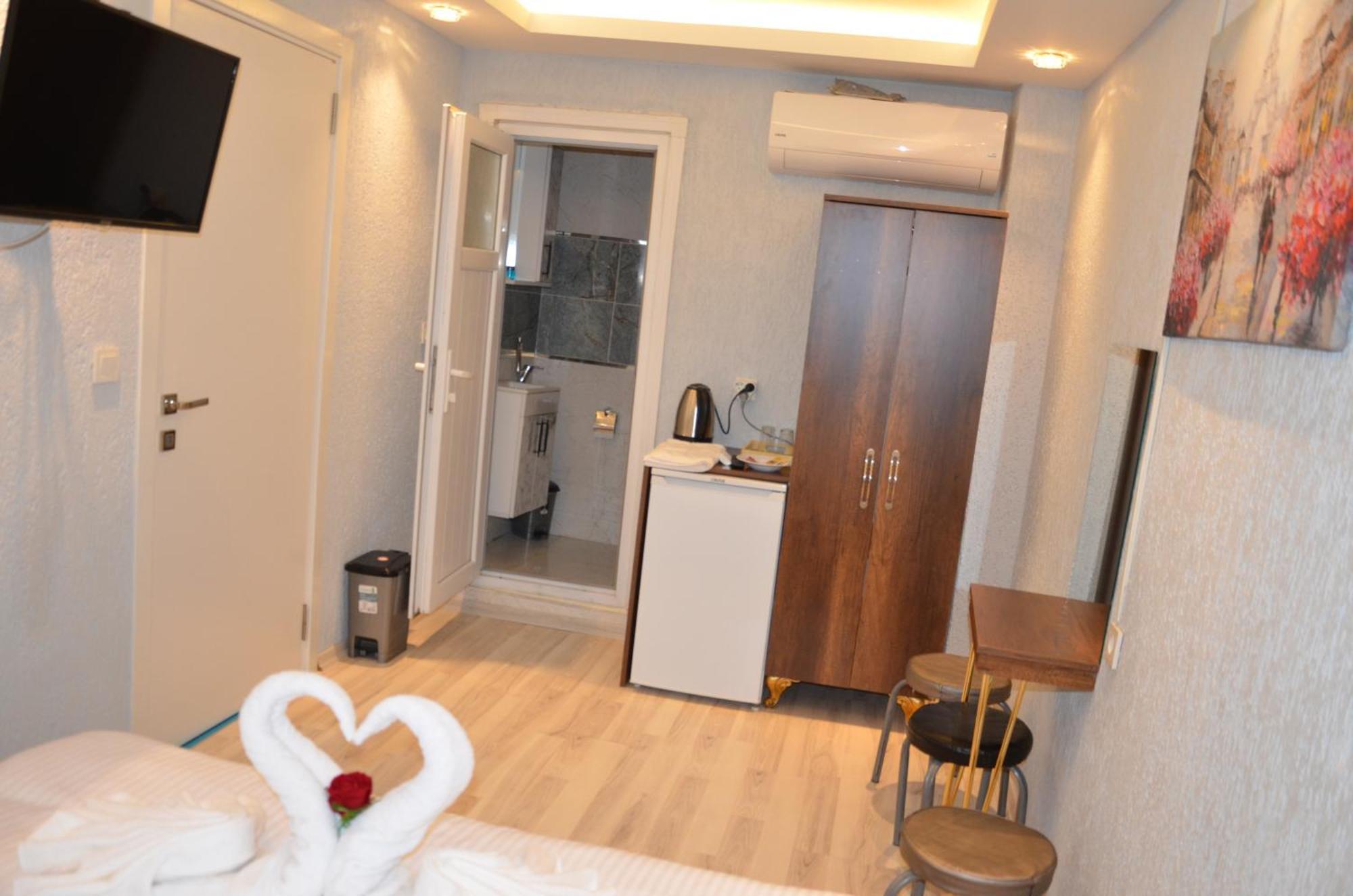 Hotel Ikbal Apart Old Town 3*