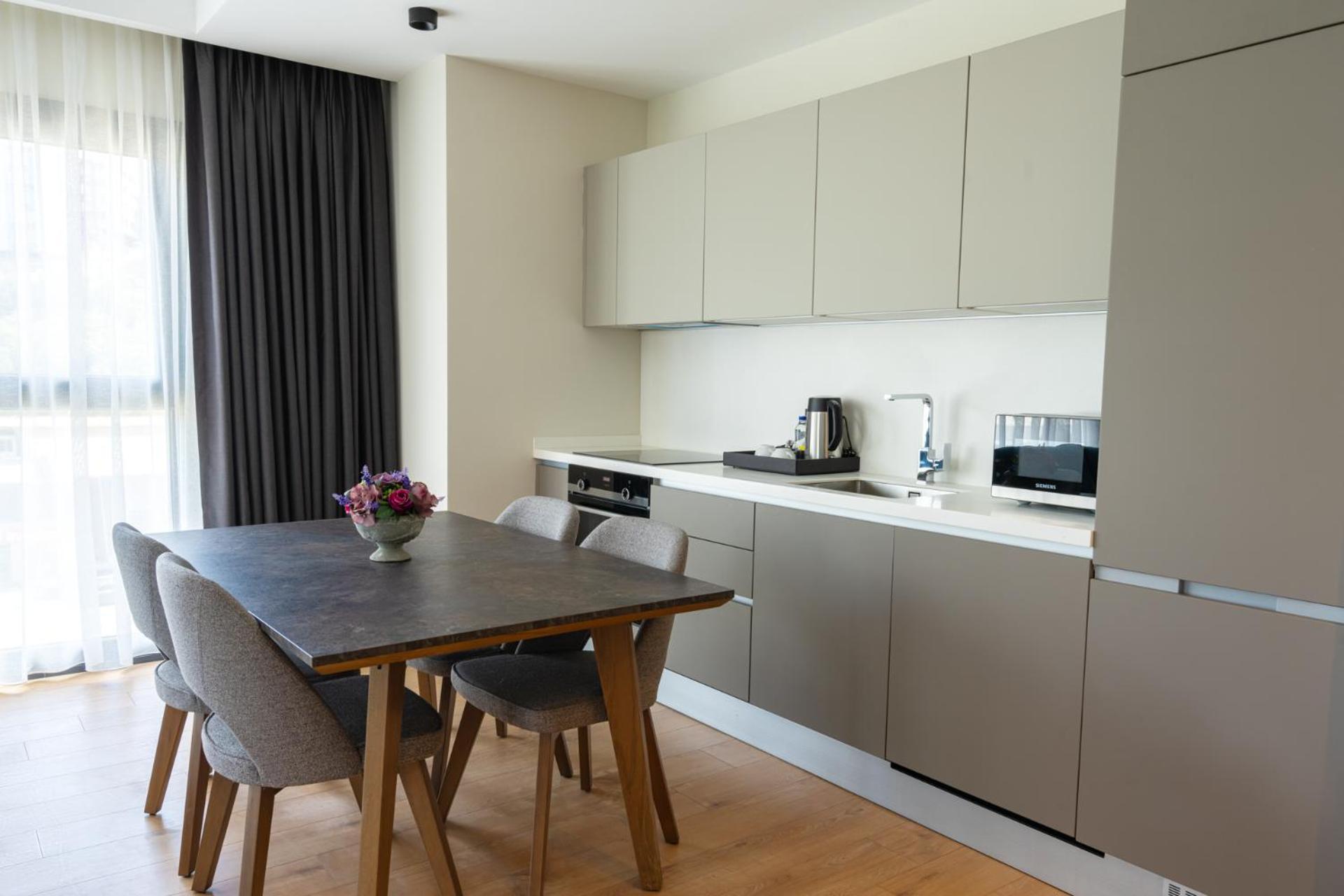The Superior Living Kagithane Aparthotel