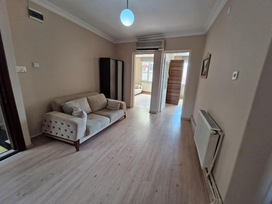 Esenkal 4th Floor Apartment Istanbul