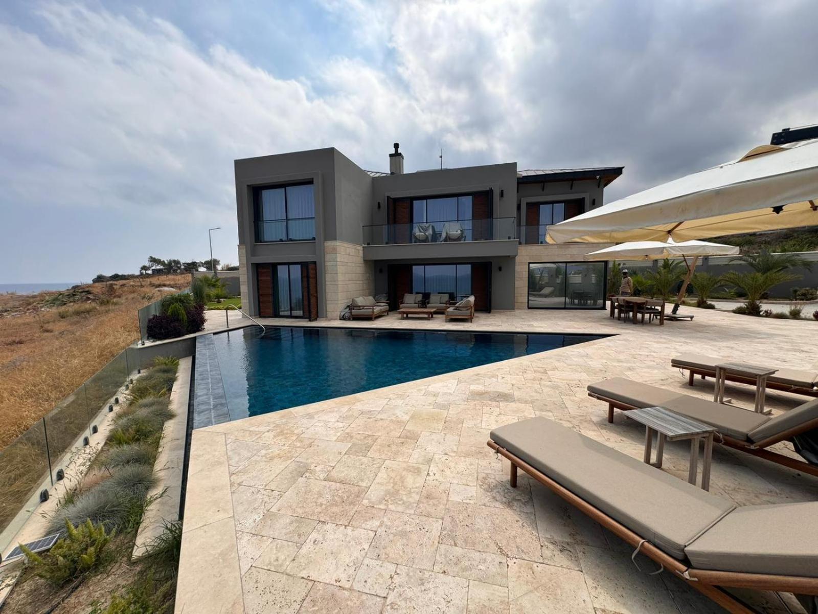 Villa Suat
